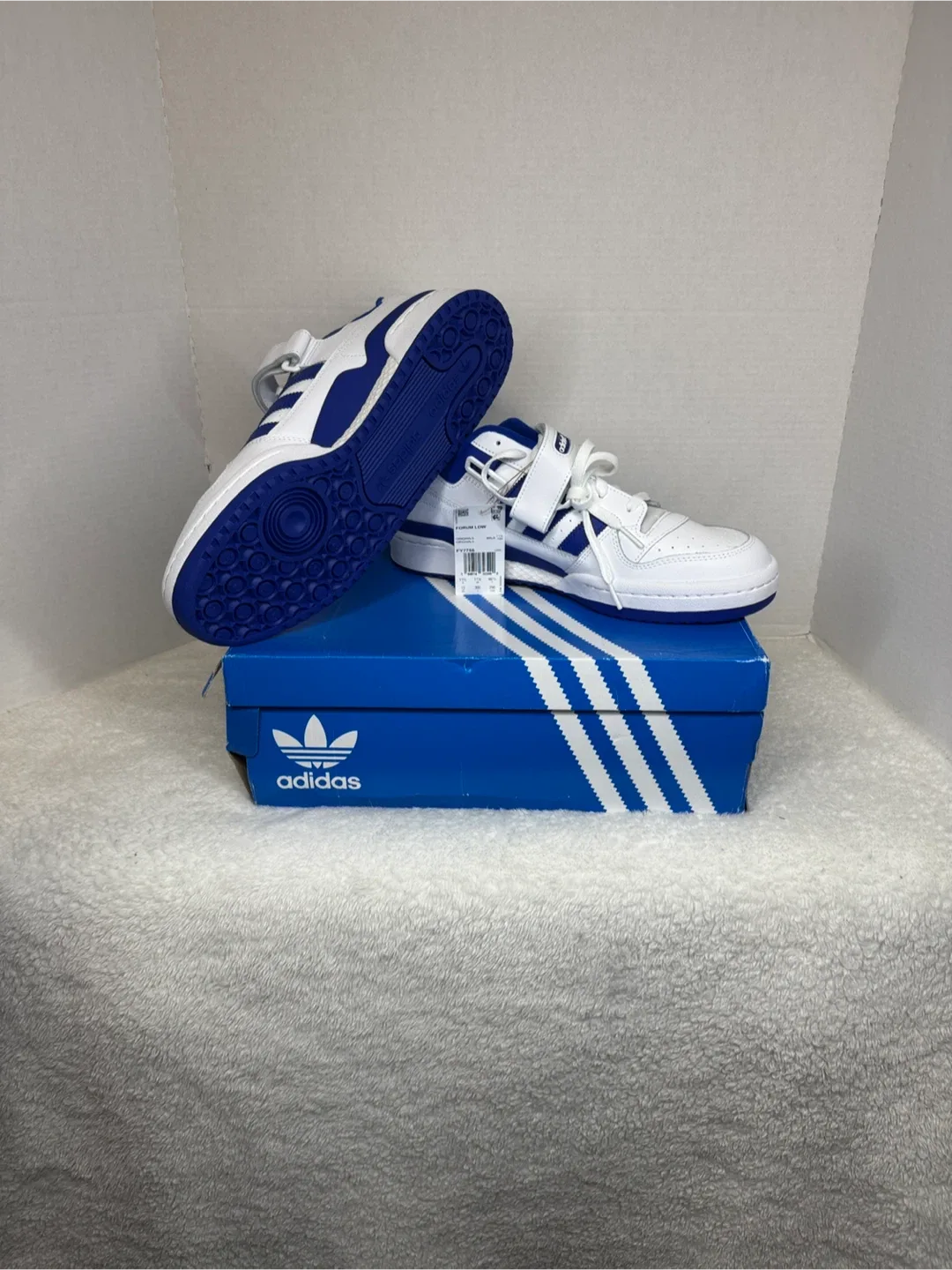 Adidas Forum Low White/Blue Sneakers thumbnail