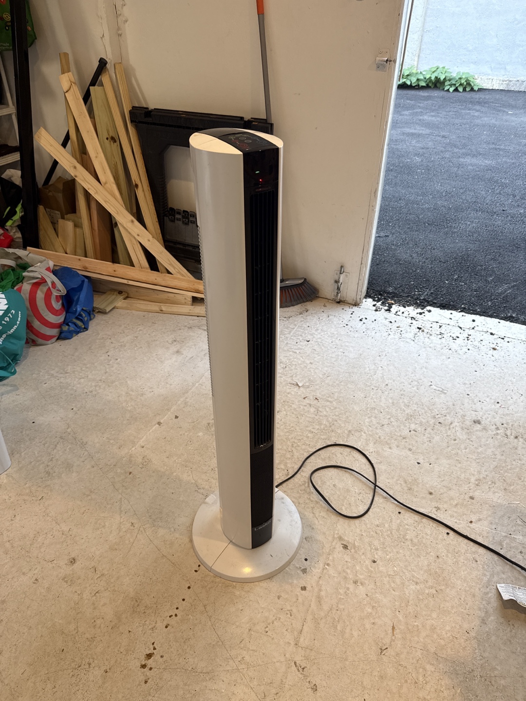 Lasko Tower Fan - White/Black