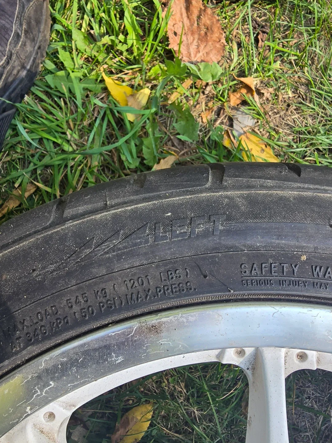 205/45ZR16 87W Tires image indicator(6)