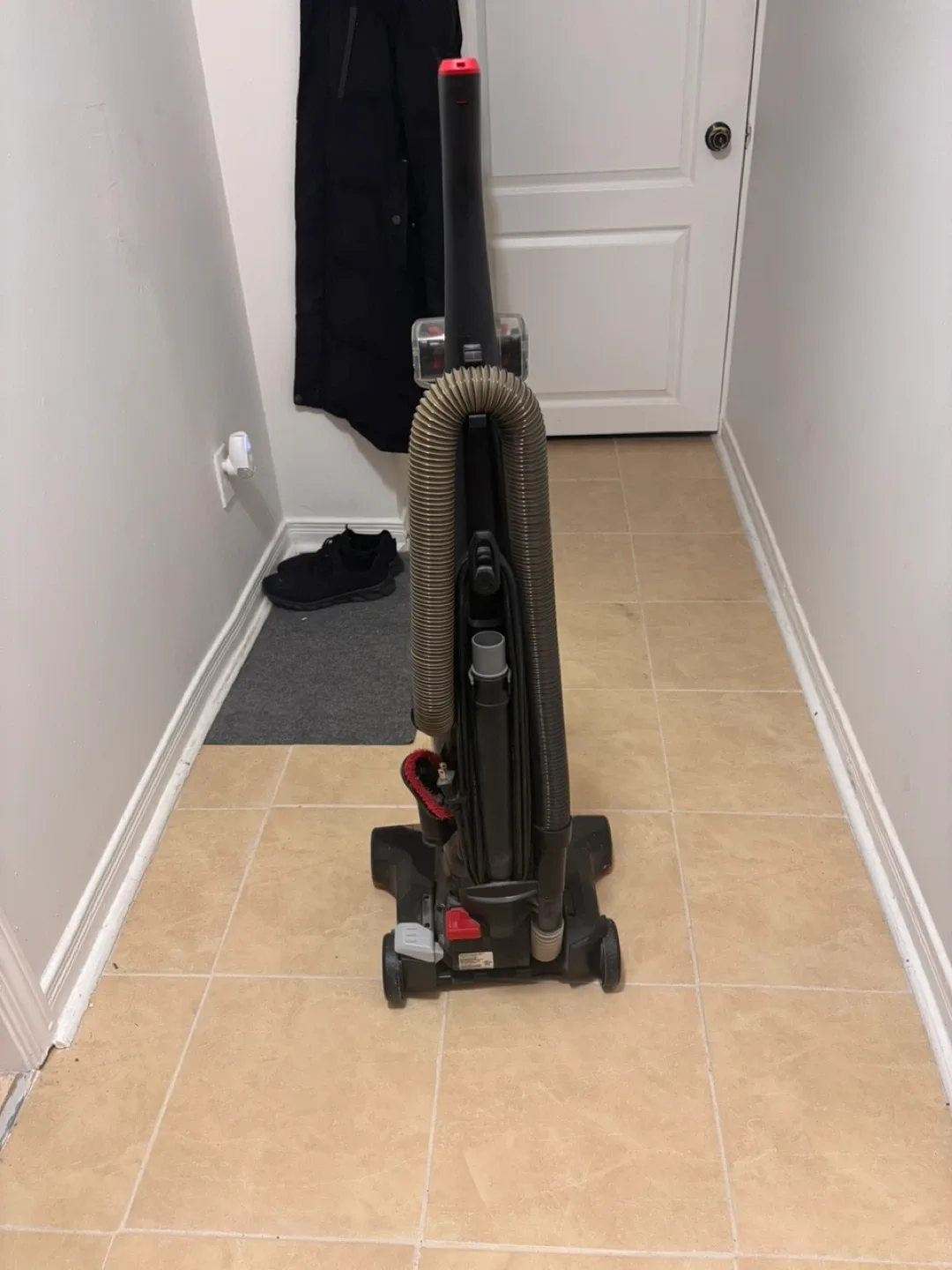 Bissell PowerForce Helix Vacuum thumbnail