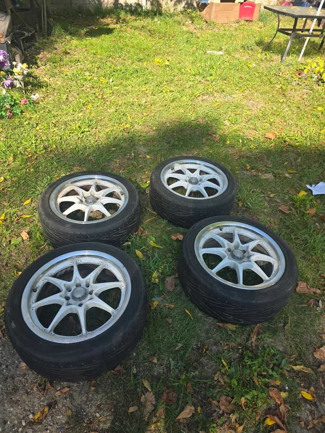 205/45ZR16 87W Tires image indicator(7)