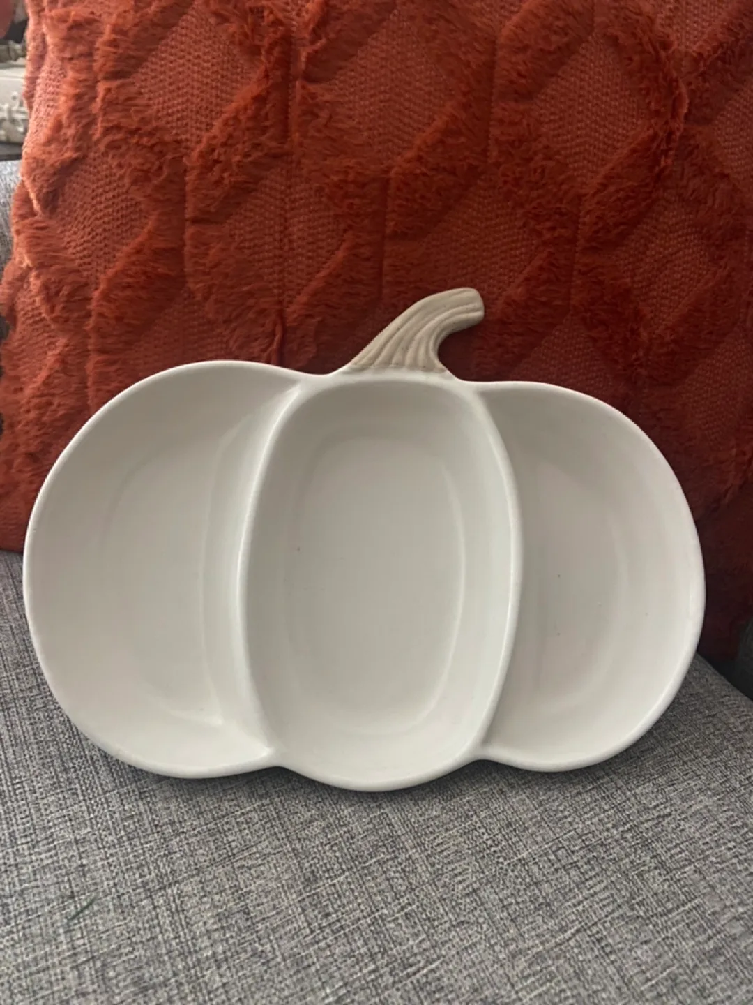 Arlington Designs Pumpkin Shaped Serving Dish image indicator(5)