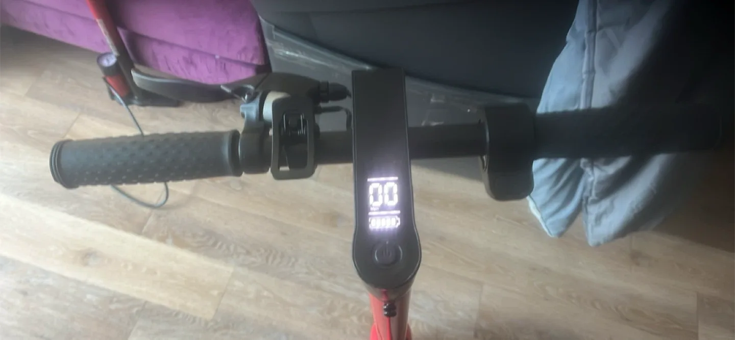 Red Electric Scooter image indicator(4)