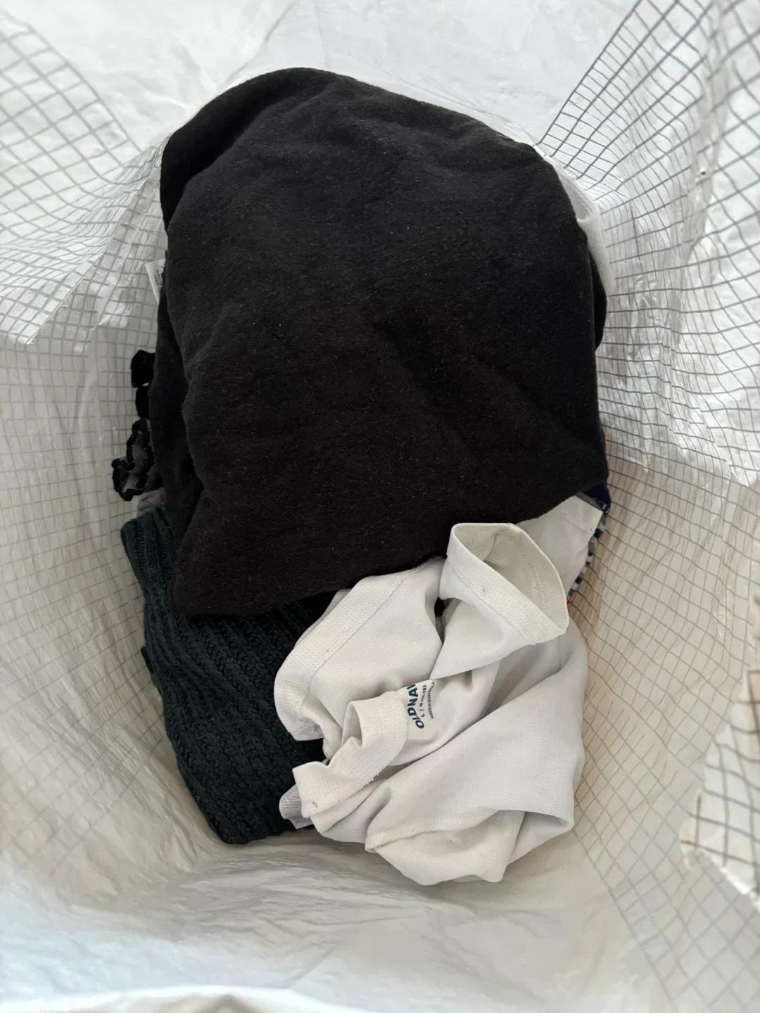 Free kids Mixed Clothing Lot thumbnail