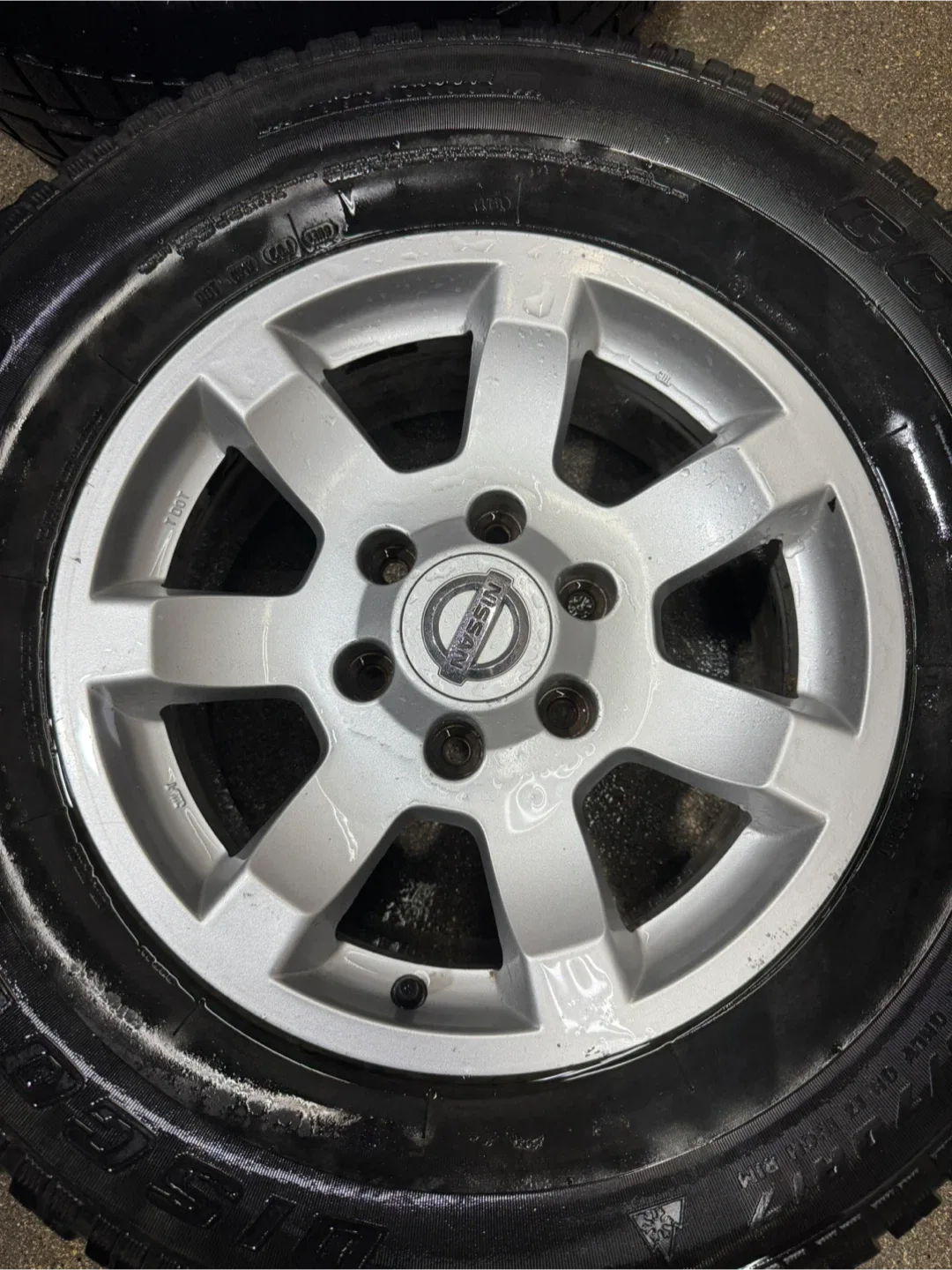 17 inch Alloy rims 6x139.7 PCD for Nissan Titan image indicator(3)