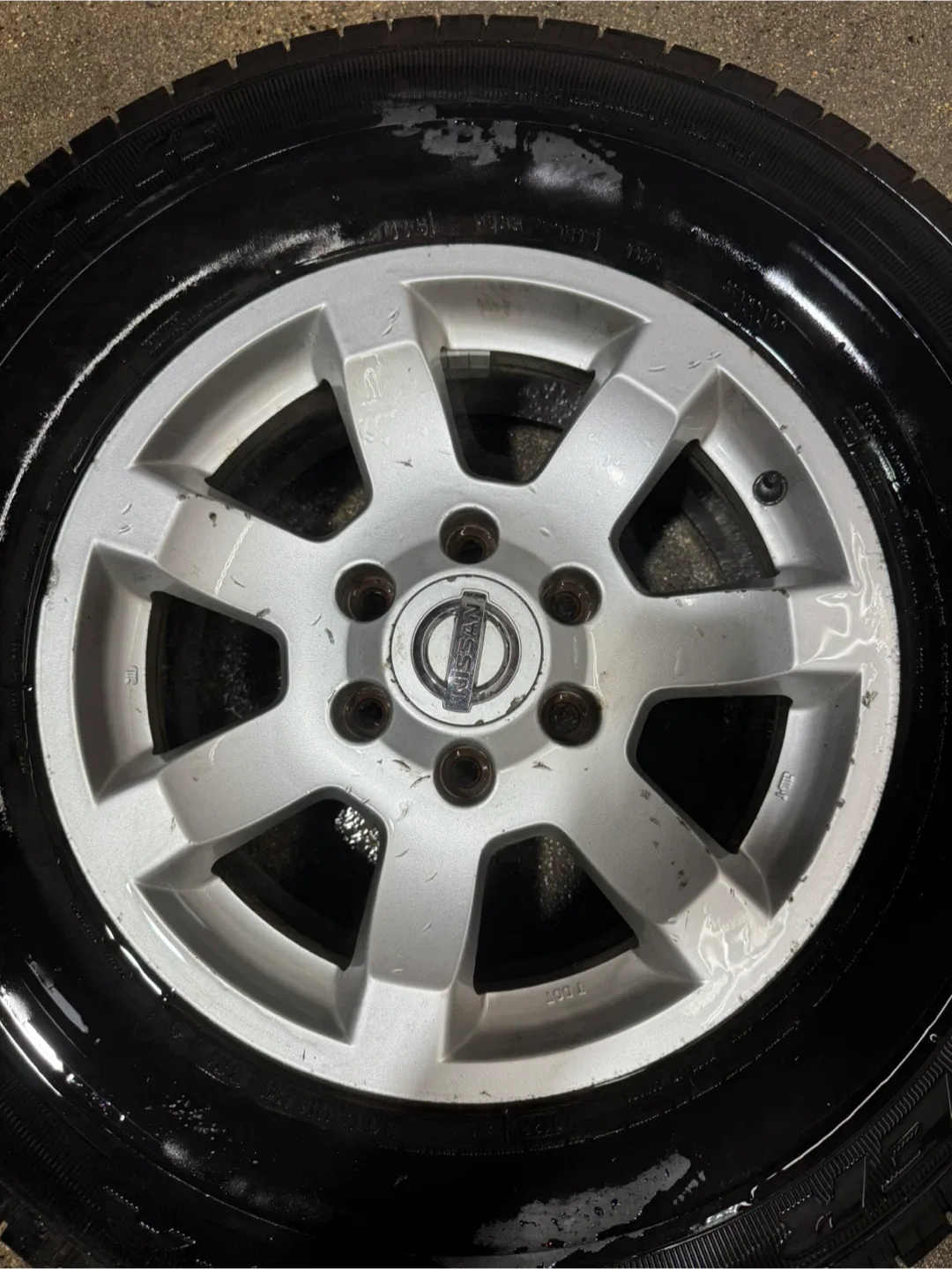 17 inch Alloy rims 6x139.7 PCD for Nissan Titan image indicator(4)