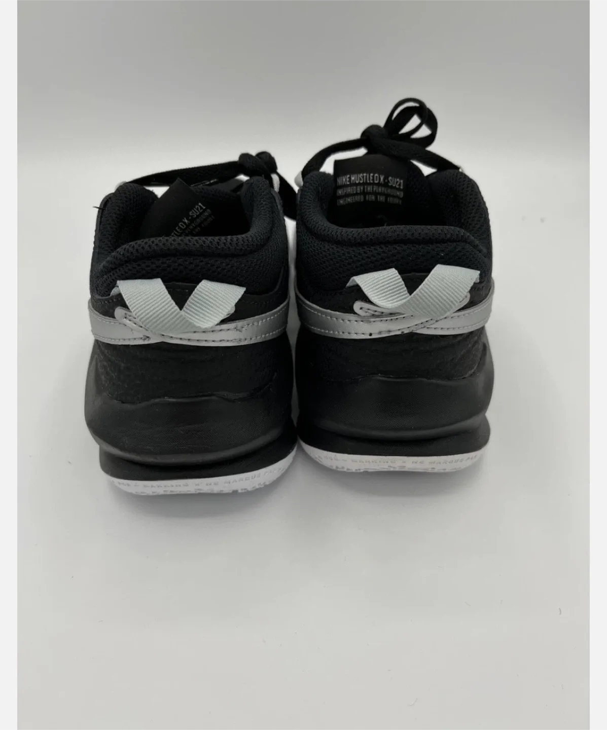Nike Hustle D 10 Black/White Sneakers image indicator(4)