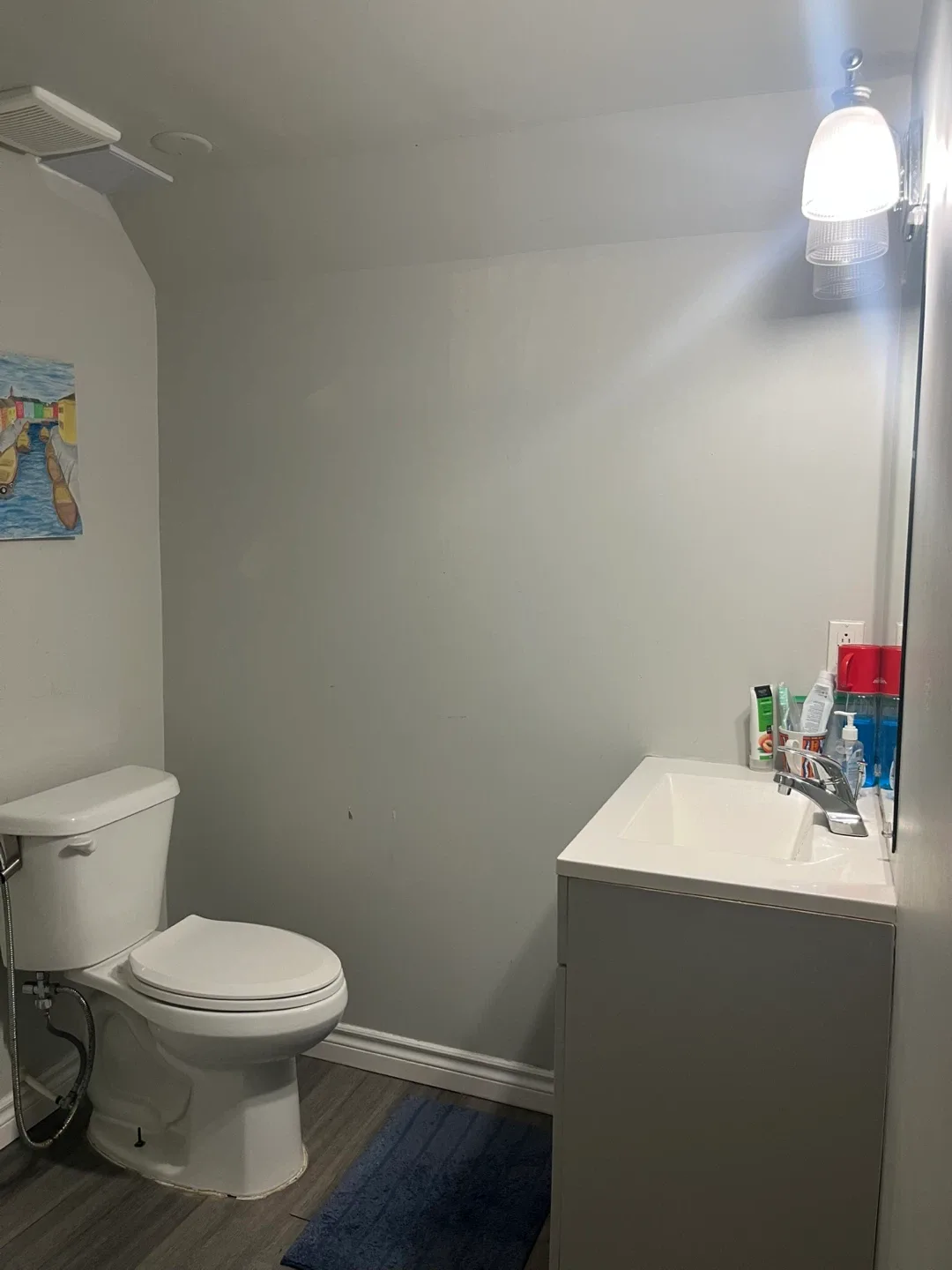 Basement room for rent image indicator(8)