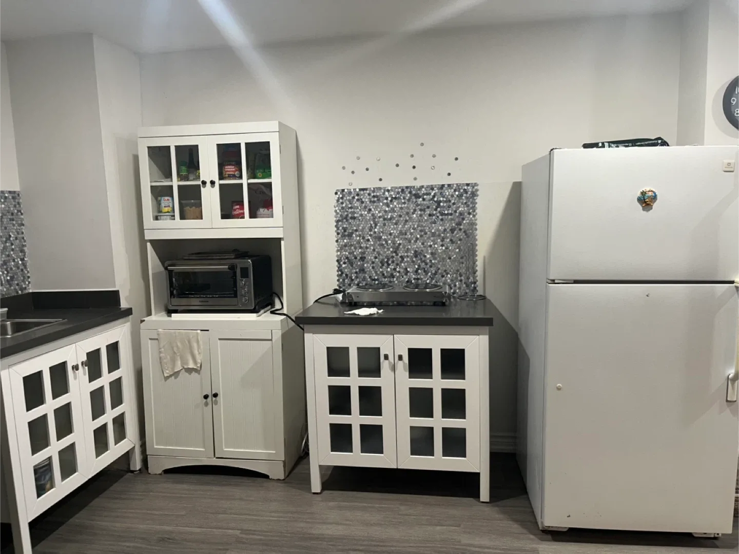 Basement room for rent image indicator(6)