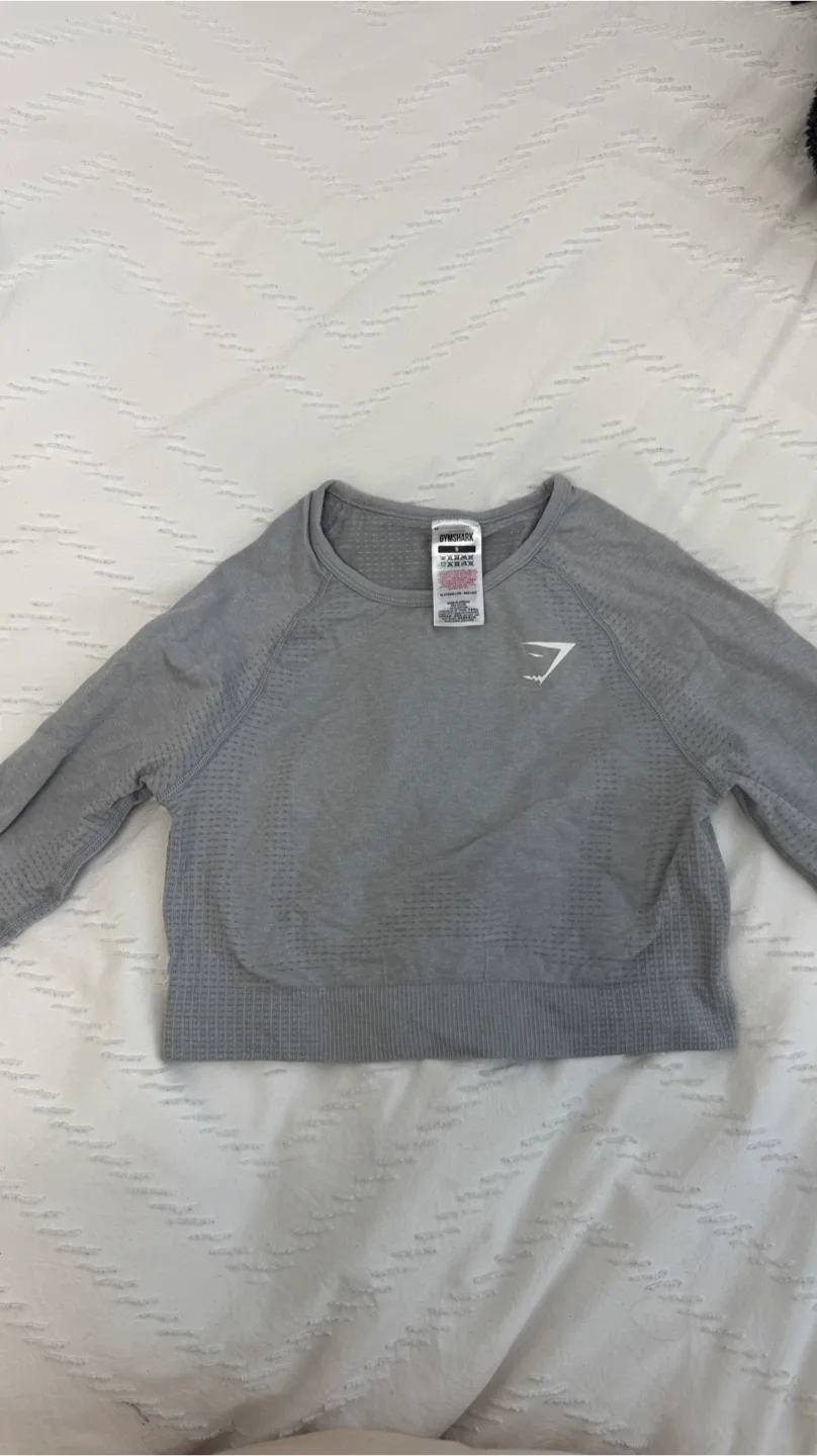 Gymshark Grey Long Sleeve Top - Size S image indicator(2)