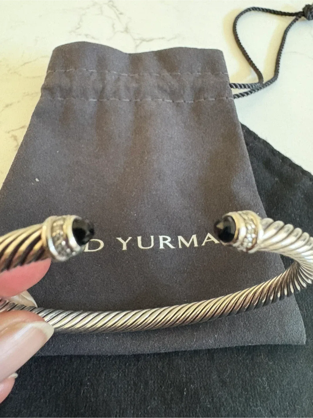 David Yurman Classic Cable * Silver with Diamonds & Black Onyx image indicator(5)