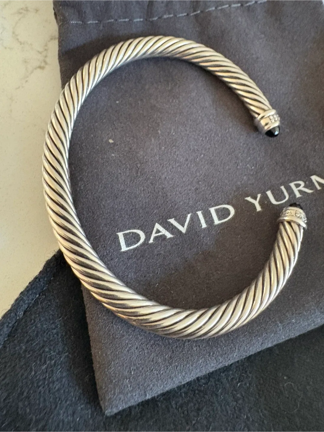 David Yurman Classic Cable * Silver with Diamonds & Black Onyx image indicator(4)