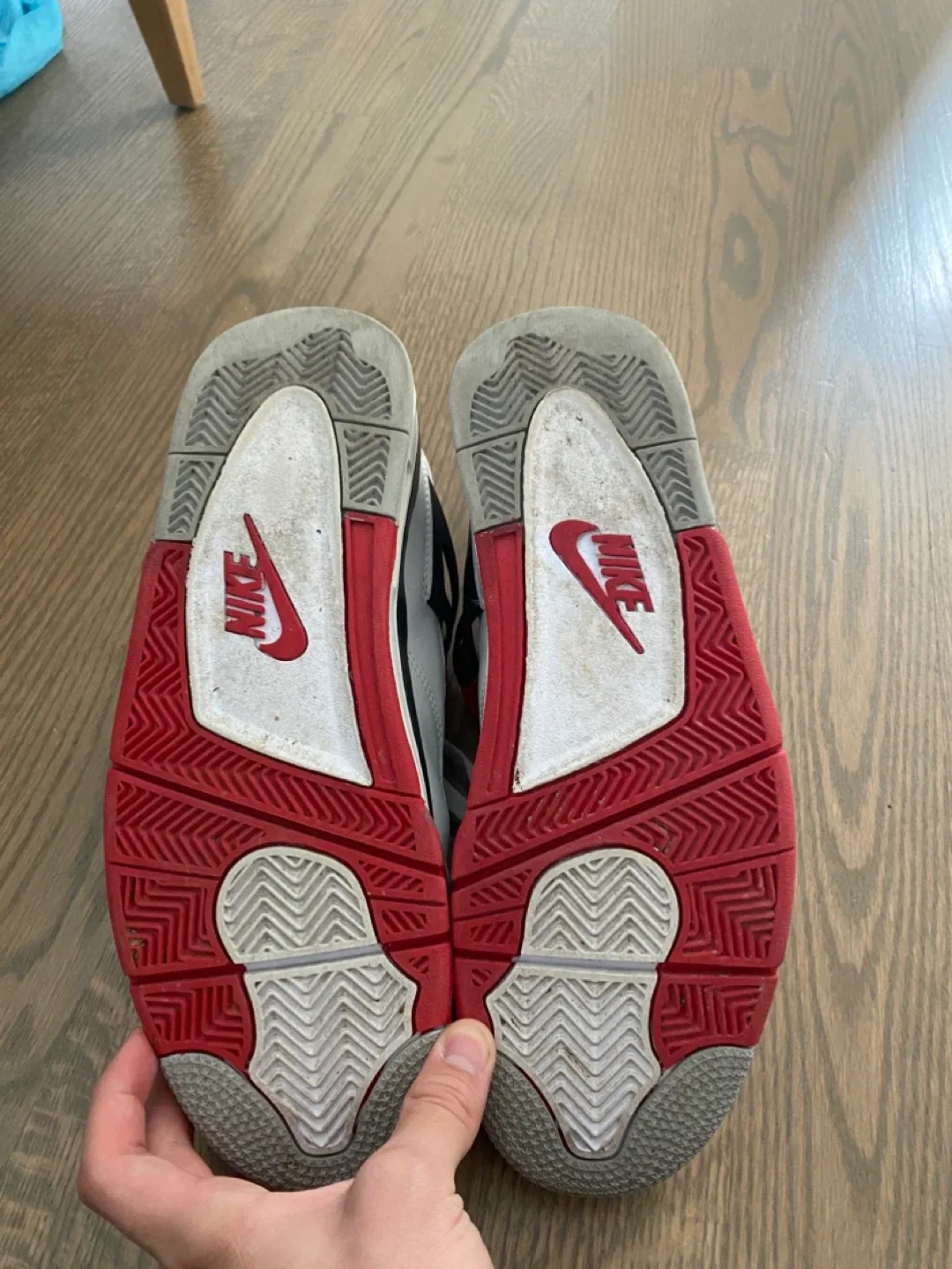 Nike Air Jordan 4 Retro Fire Red image indicator(5)