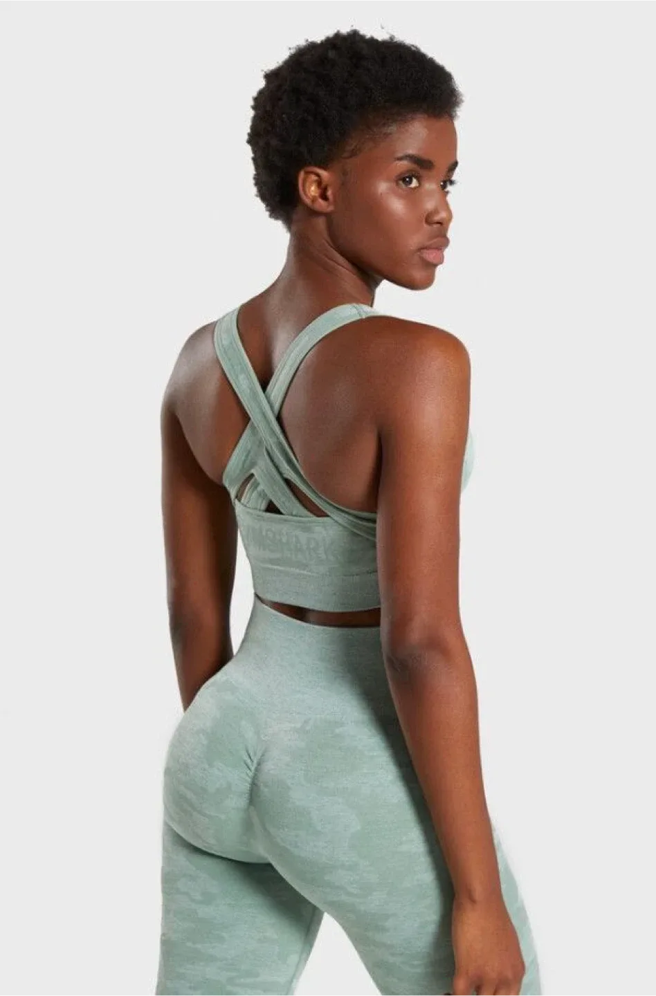 Gymshark Camo Seamless Leggings & Sports Bra Set image indicator(3)