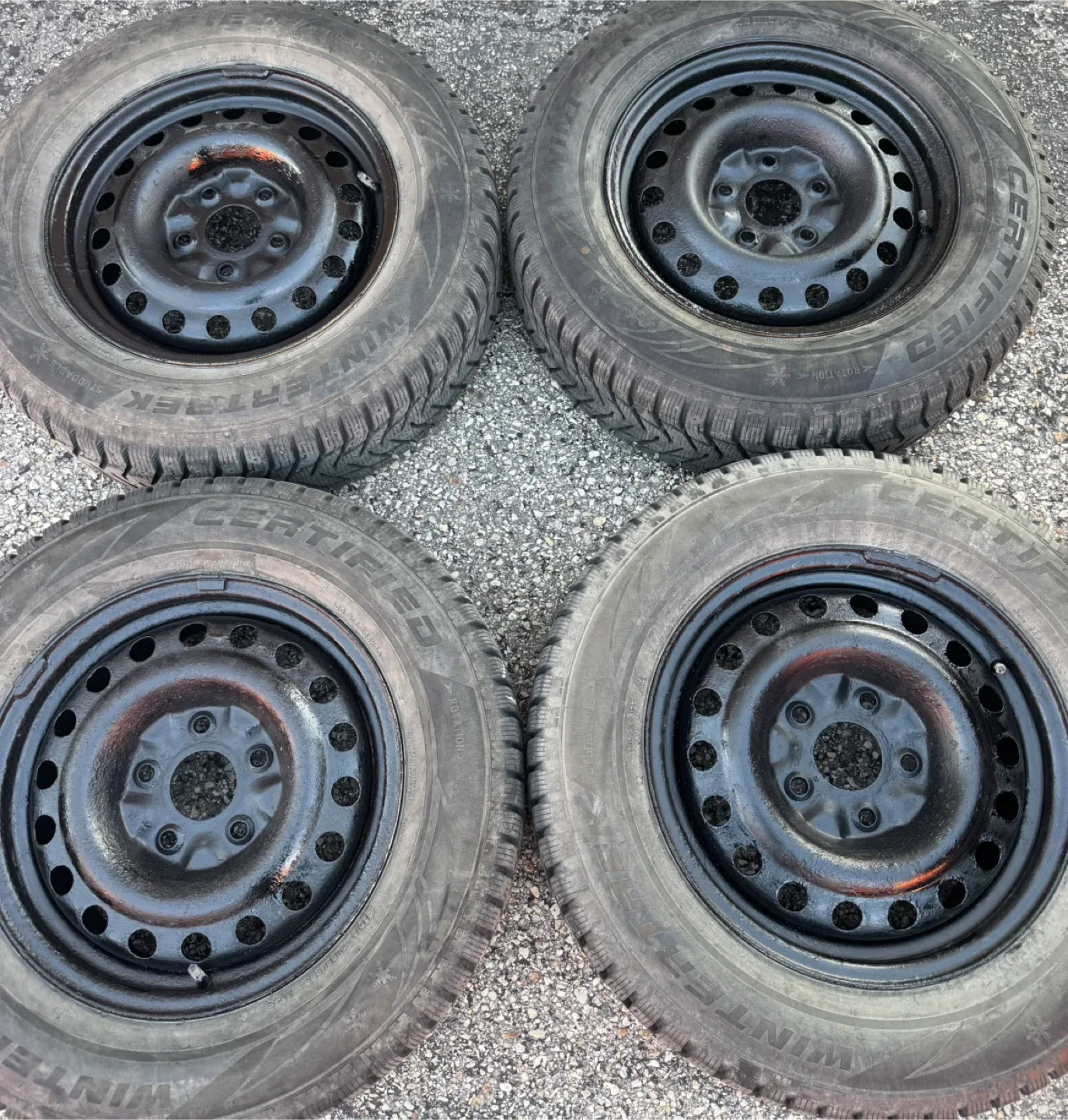 225/65r16 Like New Winter tires+rims(5x127) for Dodge,Chrysler thumbnail