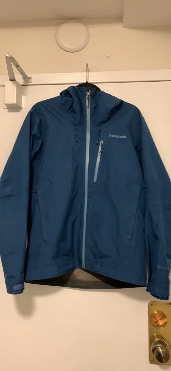 Patagonia  Goretex Jacket - Blue mens size small thumbnail