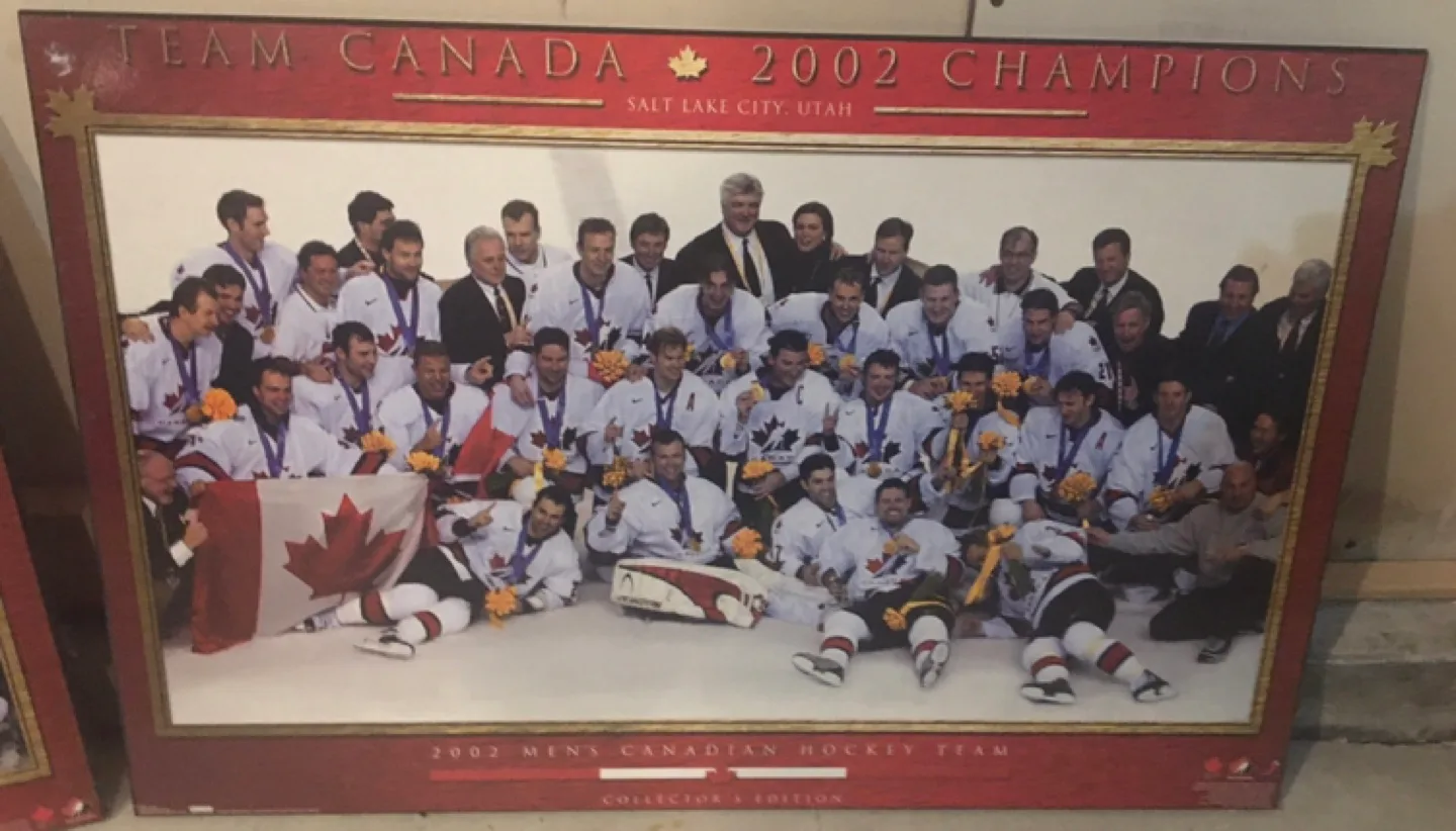 Team Canada 2002 - Hockey Champions - Wooden Mounted Prints image indicator(2)