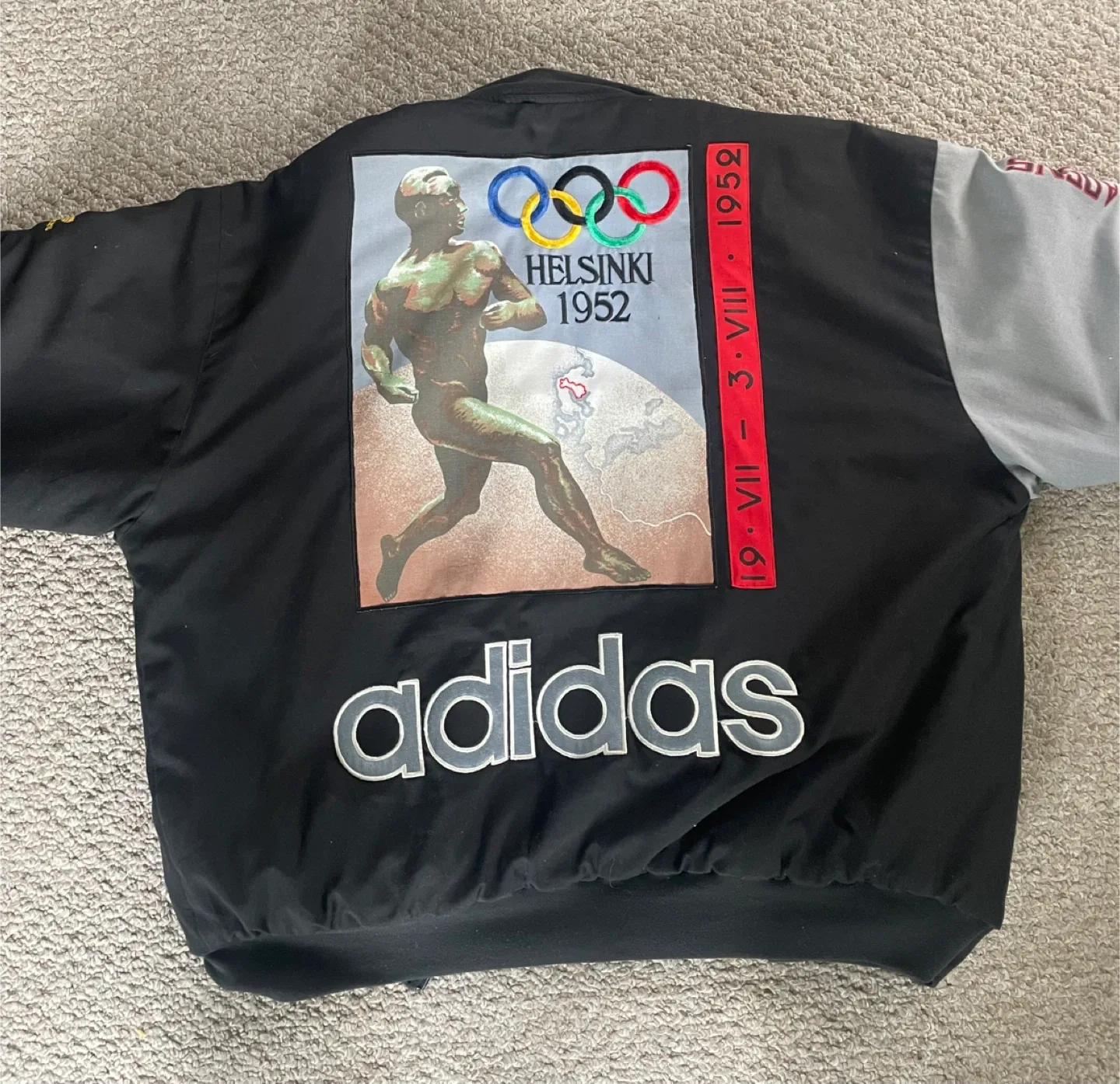 Adidas Stockholm/Helsinki Olympics Jacket - Size L image indicator(4)