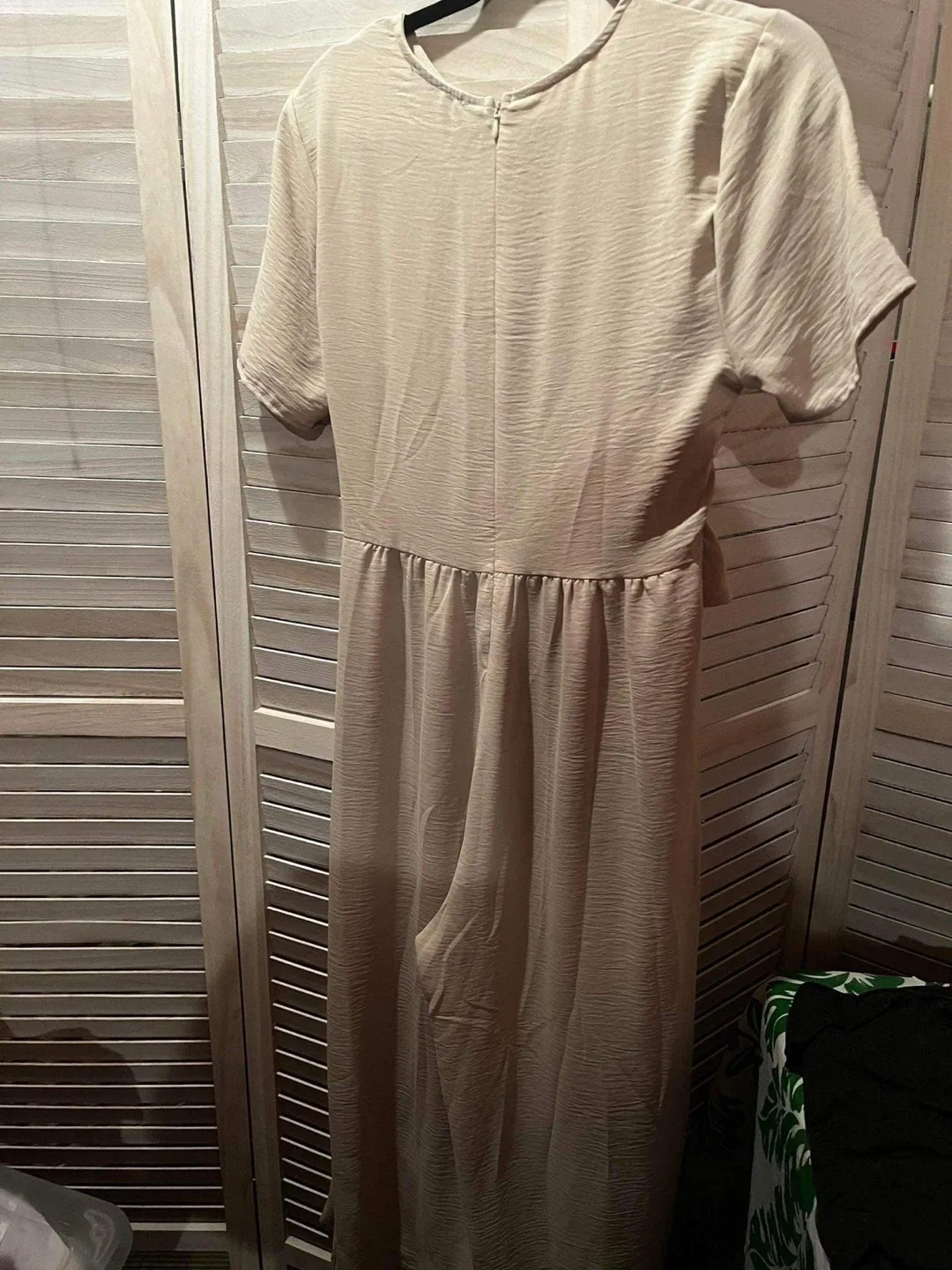 Beige Jumpsuit - Size Large image indicator(3)