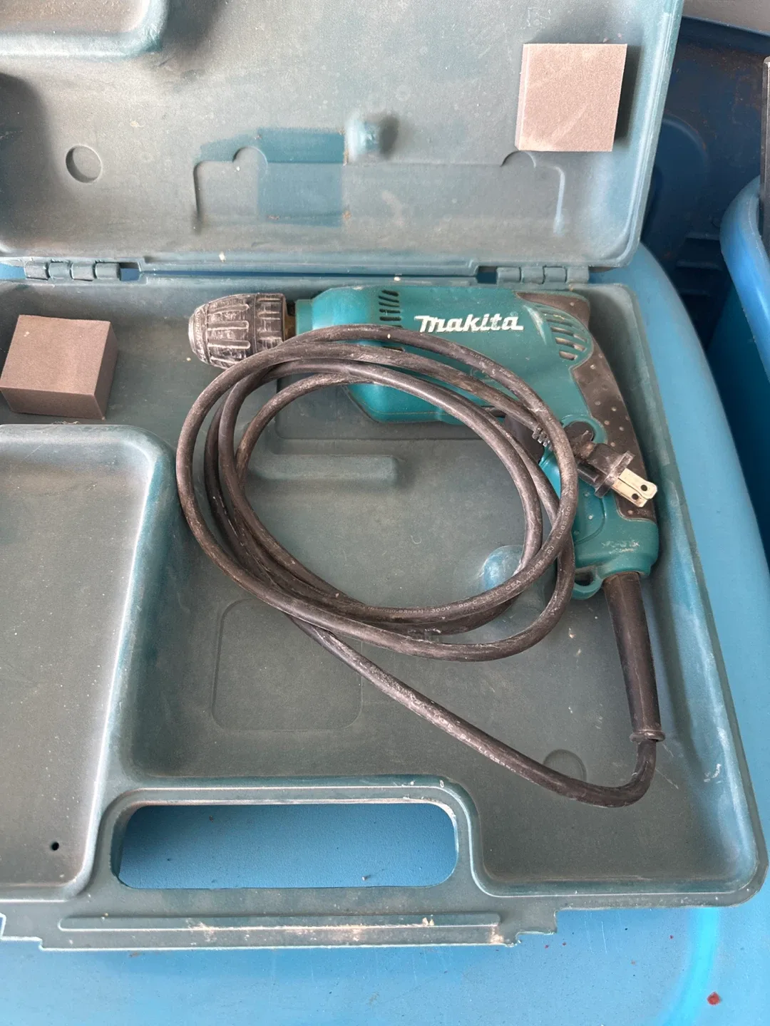 Makita 6413 Drill with Case image indicator(2)