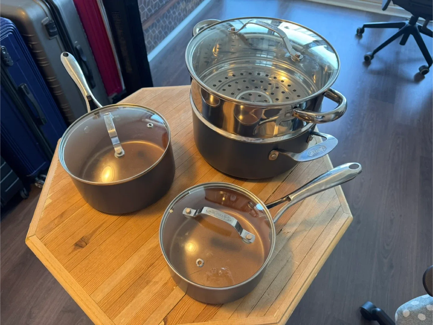 Gotham Steel Cookware Set image indicator(3)