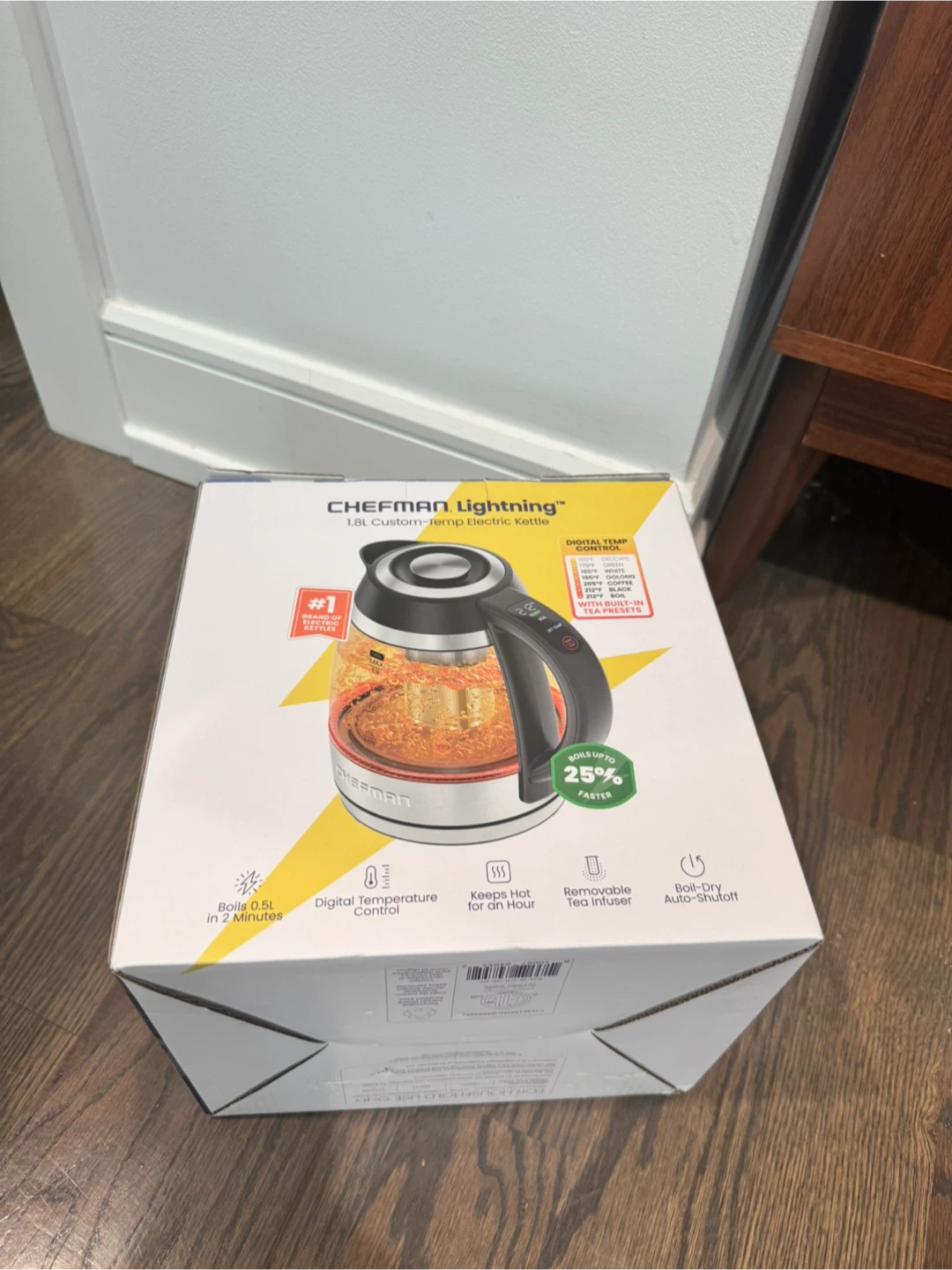 Chefman Lightning 1.8L Electric Kettle - NEW - photo 2