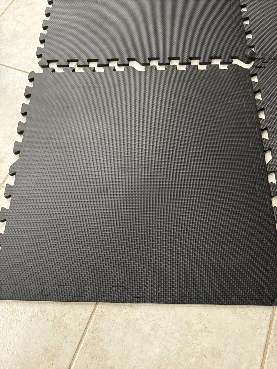Black Foam Interlocking Floor Mats - 24x24 inches image indicator(2)