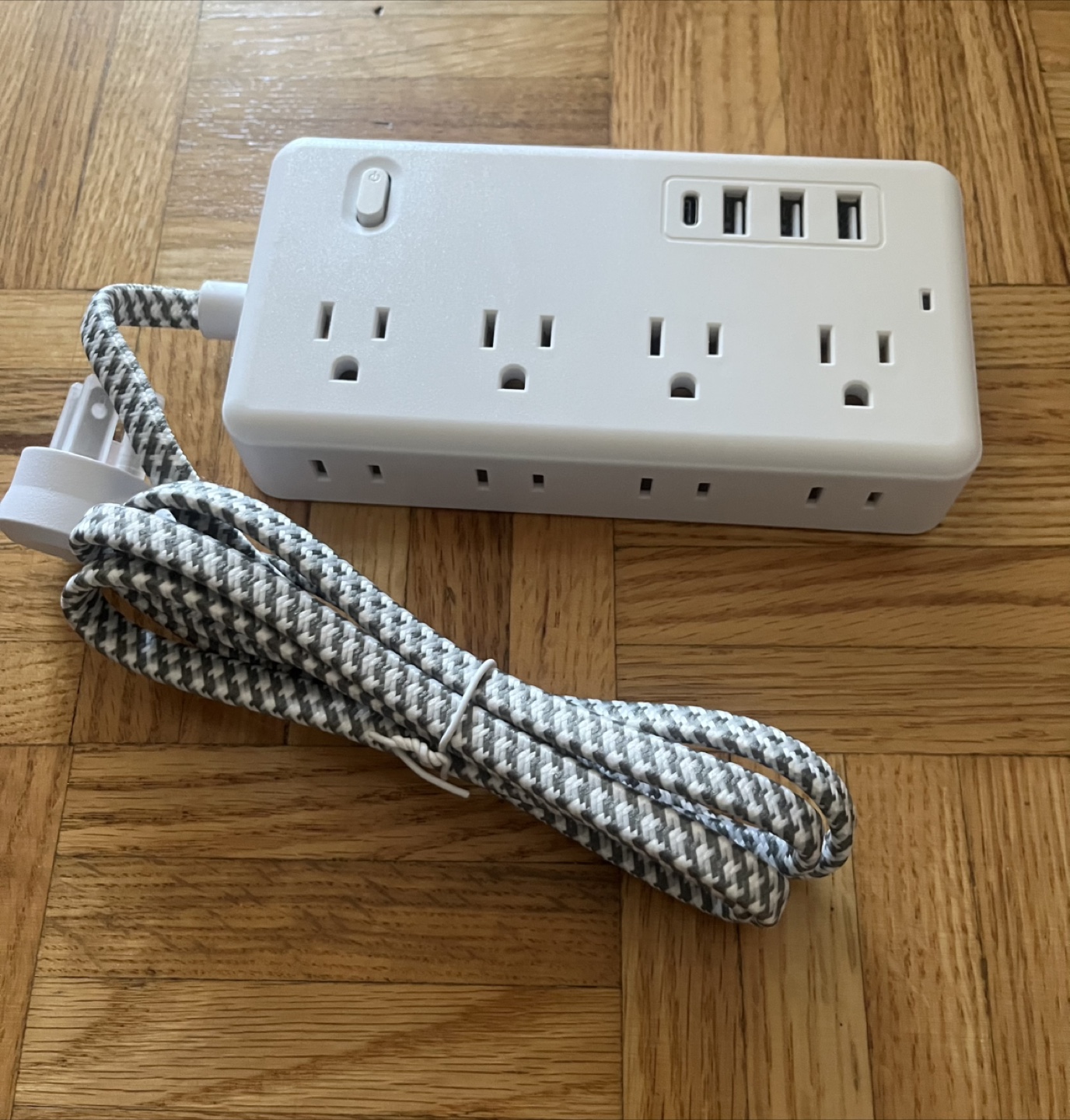 Power Strip with USB Ports - New - photo 3