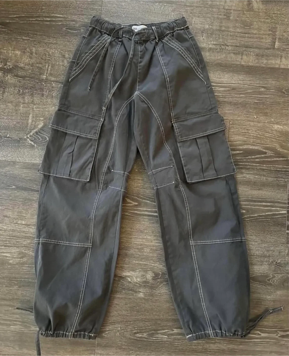 Zara cargo pants size 0 thumbnail