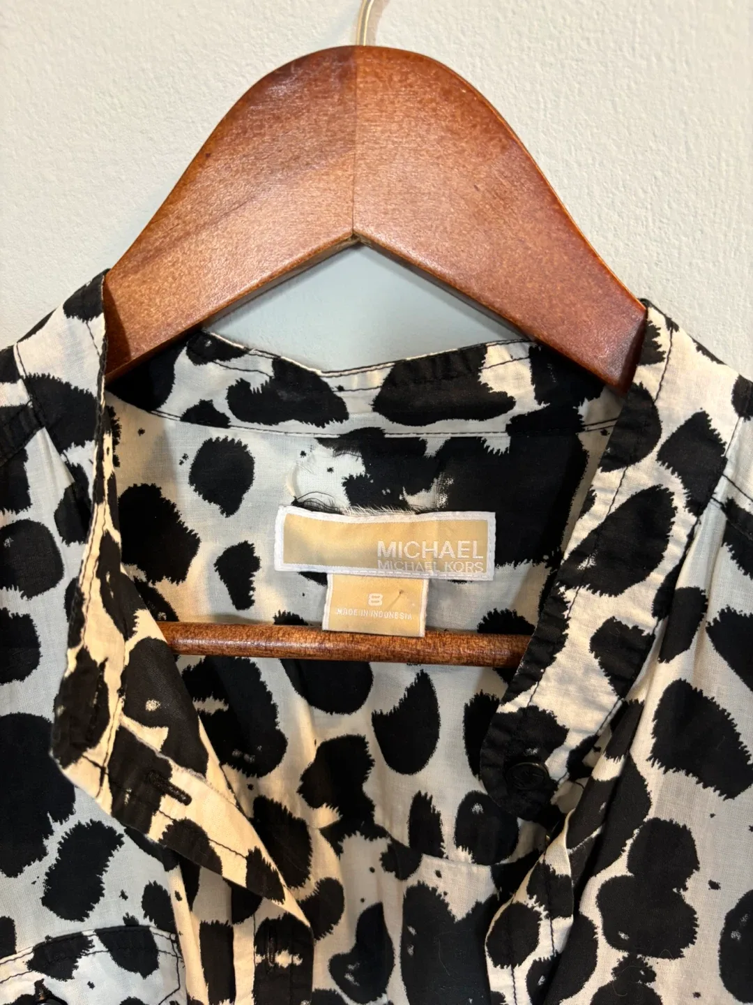 Michael Kors Cow Print Blouse Size 8 image indicator(2)