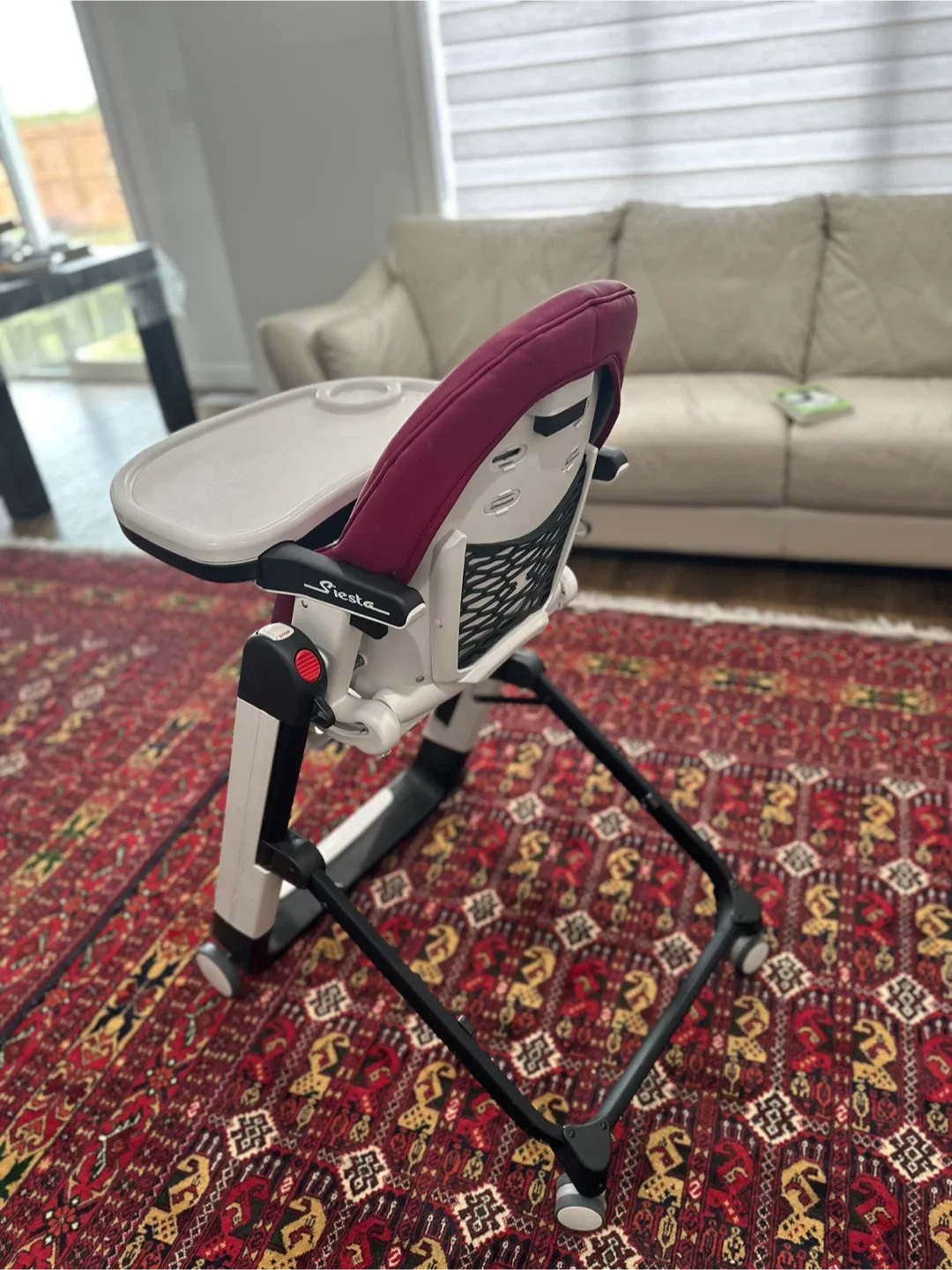 Peg Perego Siesta High Chair - Berry image indicator(4)