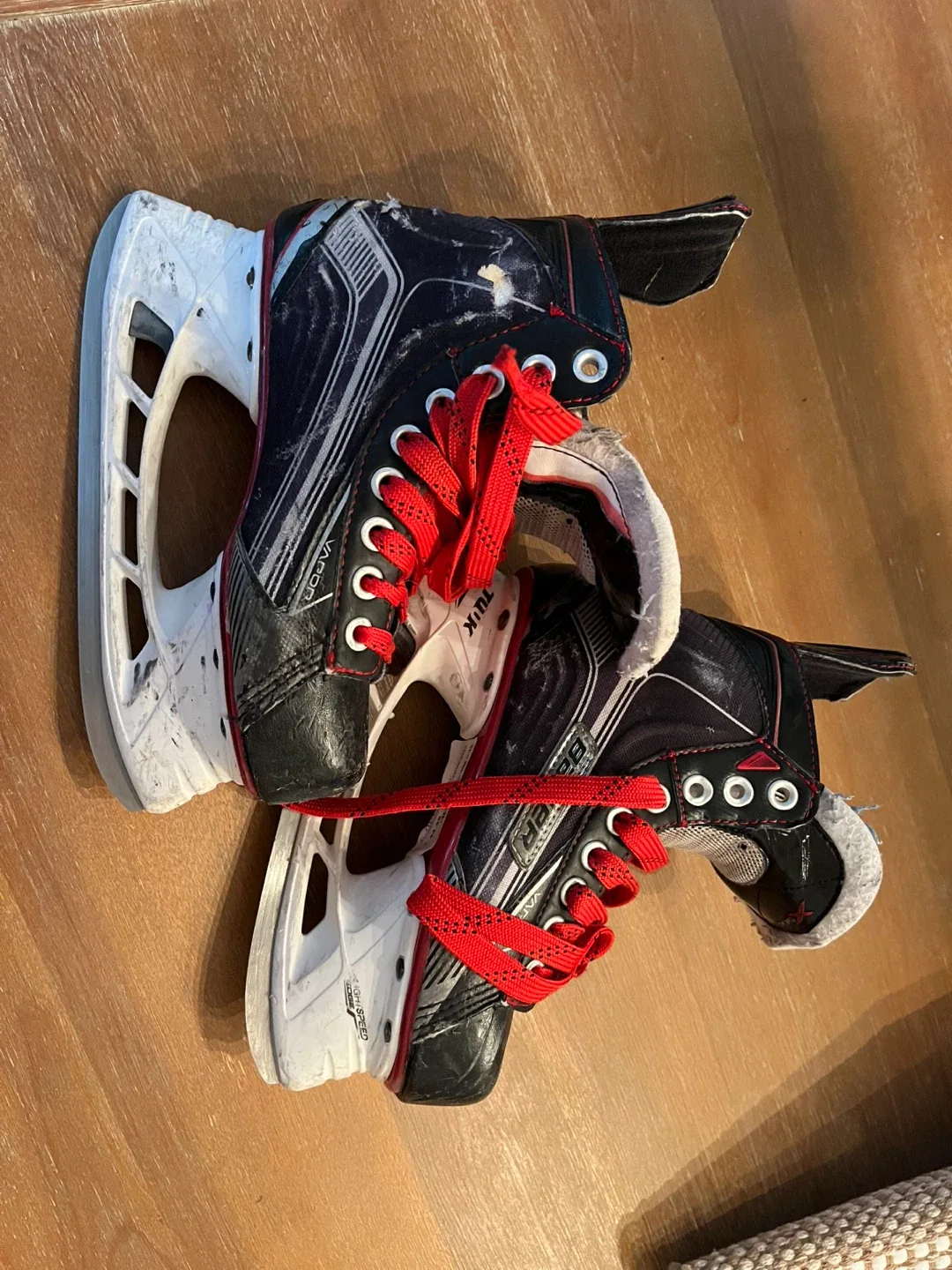 Bauer Vapor  Ice Hockey Skates -size 3.5 thumbnail