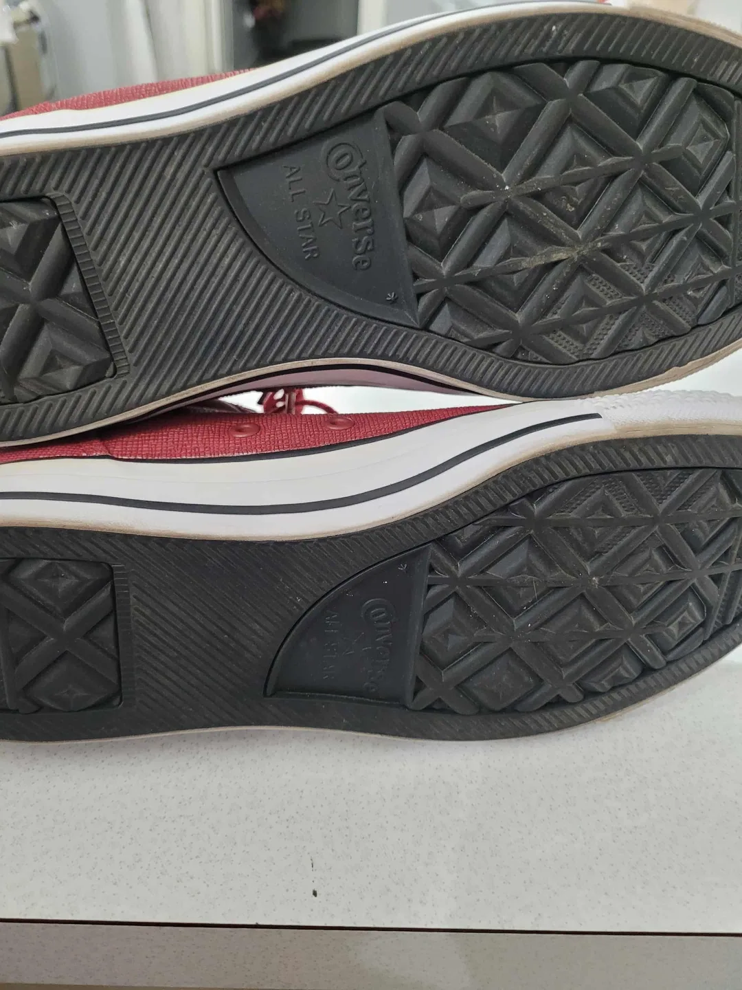 Converse All Star High Top shoes leather textured- Red - US 9 image indicator(4)