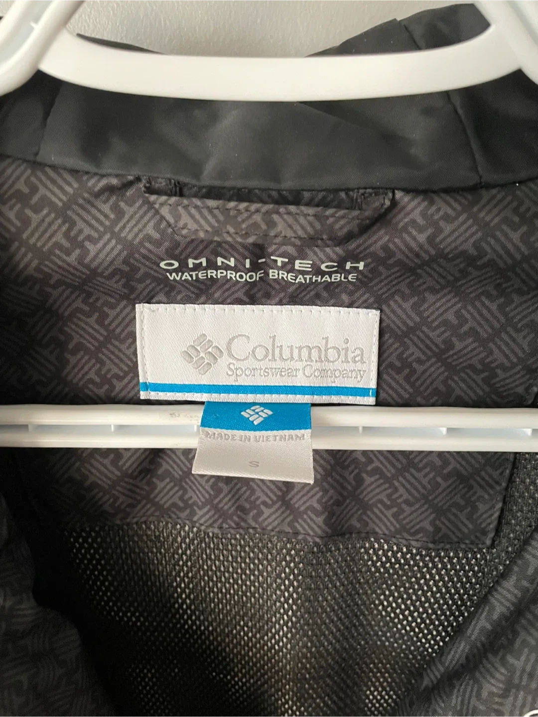 Columbia Omni-Tech Waterproof Jacket - Size S image indicator(5)