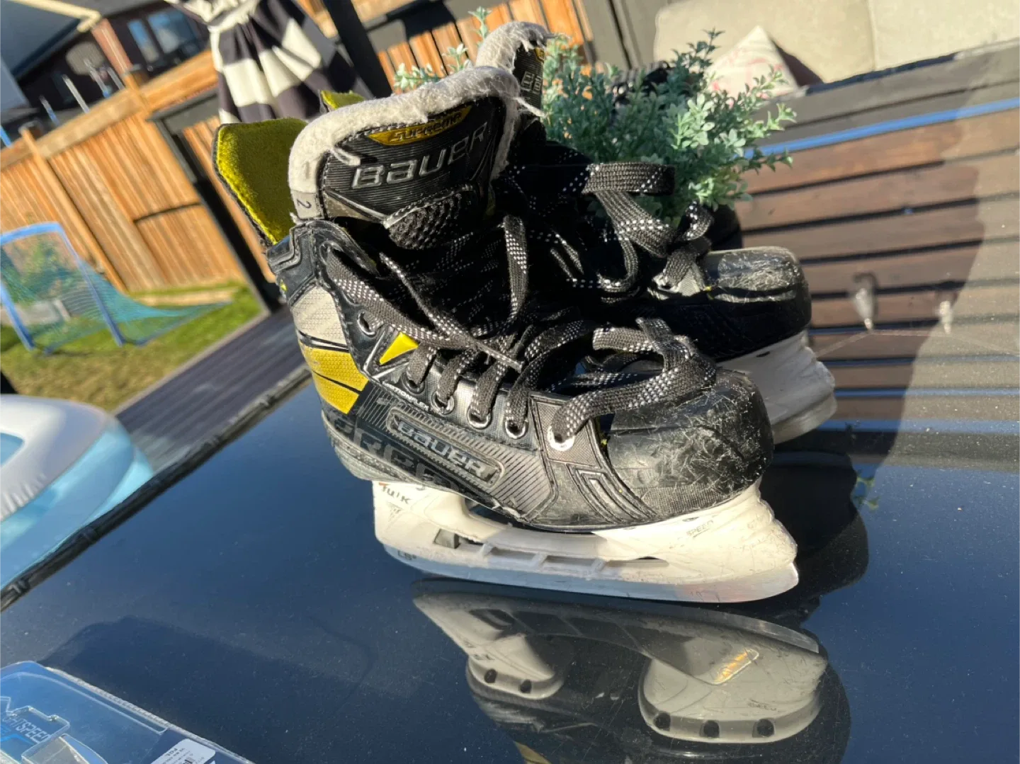 Bauer SE Hockey Skates Size 2EE thumbnail