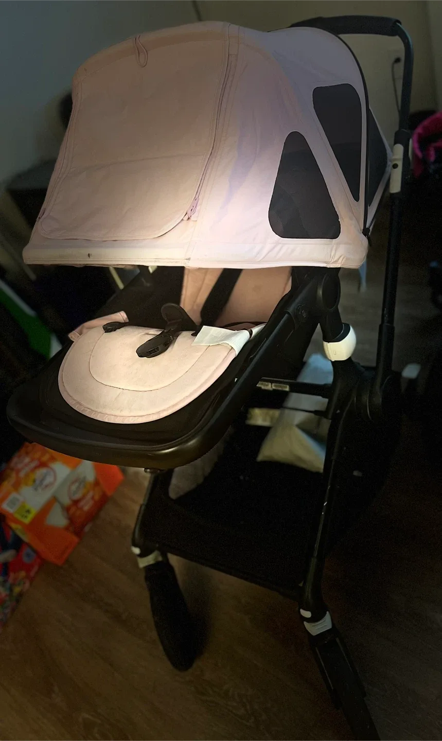 Bugaboo Stroller - Pink/Black image indicator(4)