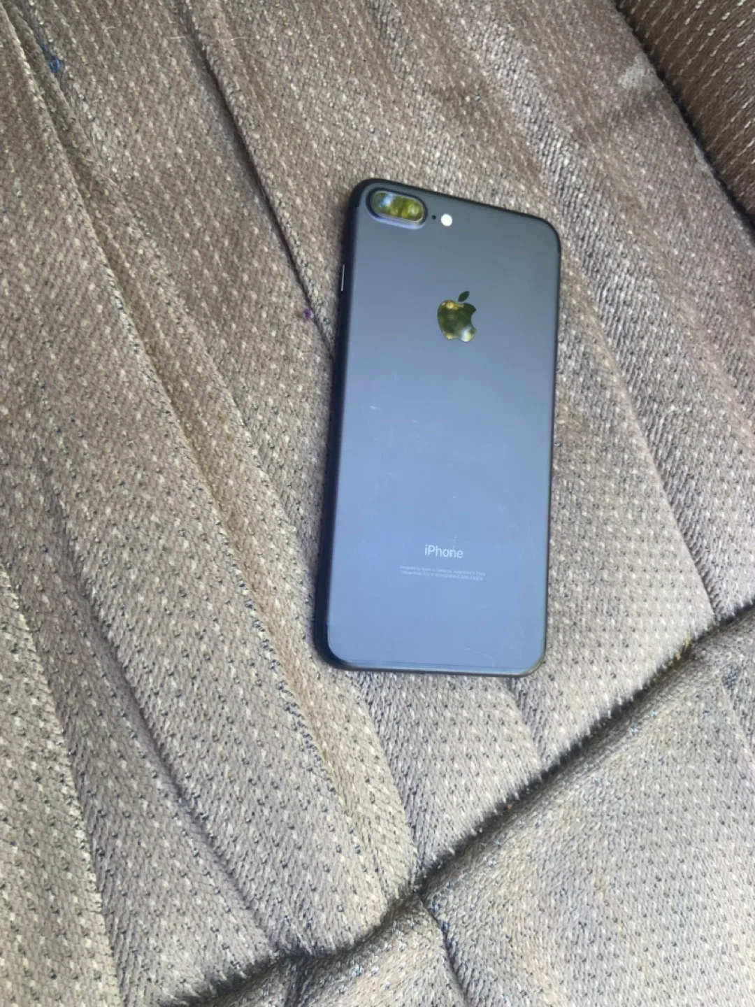 iPhone 7 Plus 128gb Unlocked - Black  Great Condición image indicator(2)