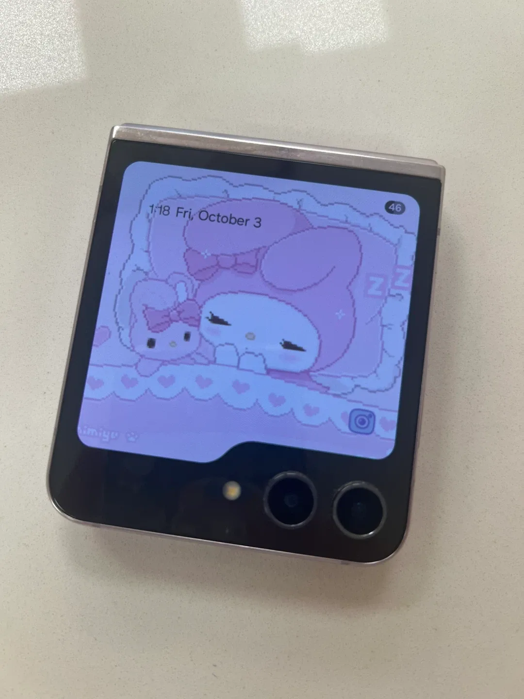 *NEED GONE ASAP* Samsung Z Flip 5 256gb Pink image indicator(5)