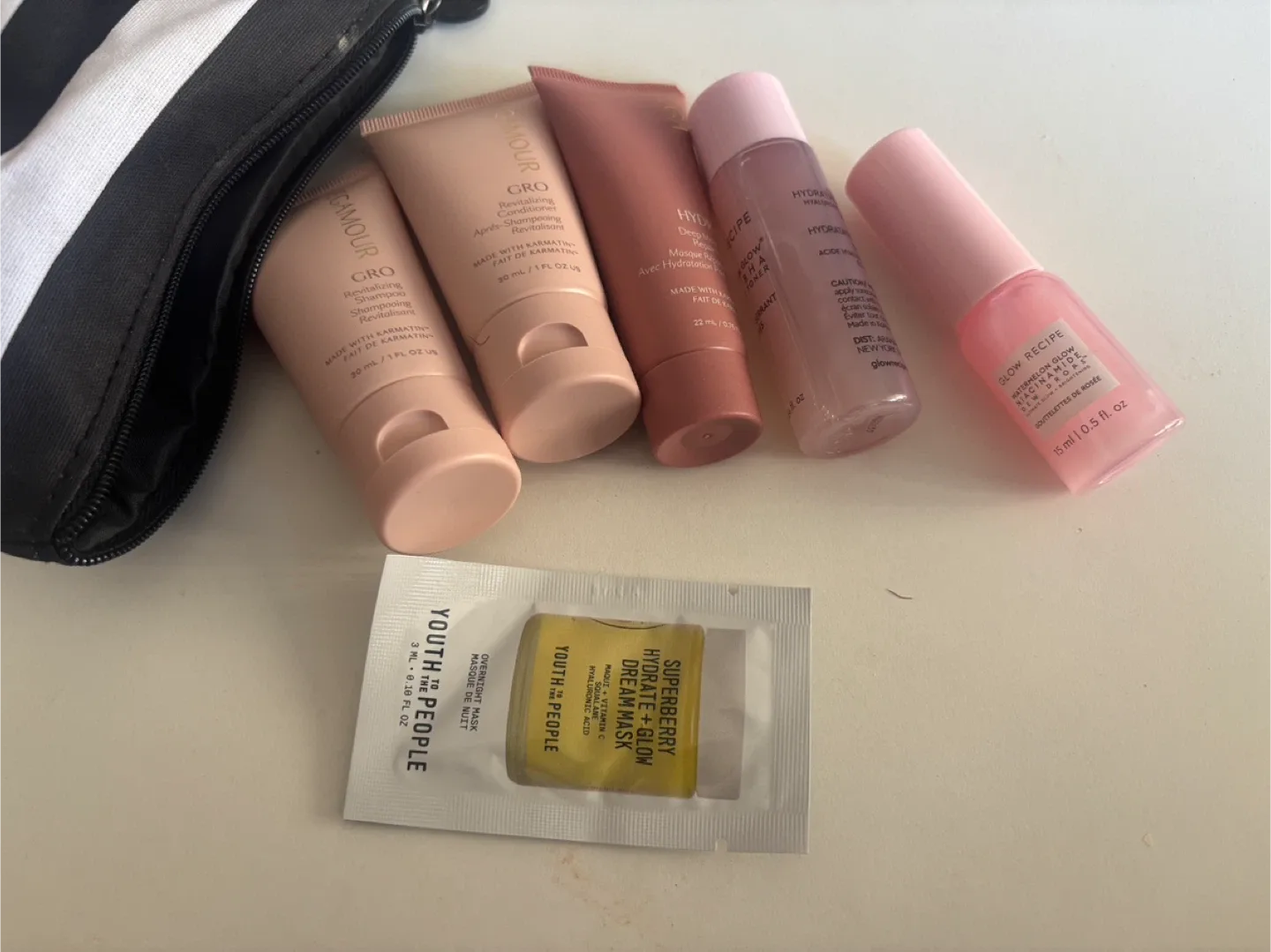 Vegamour, Glow Recipe & Youth To The People Skincare Set image indicator(2)