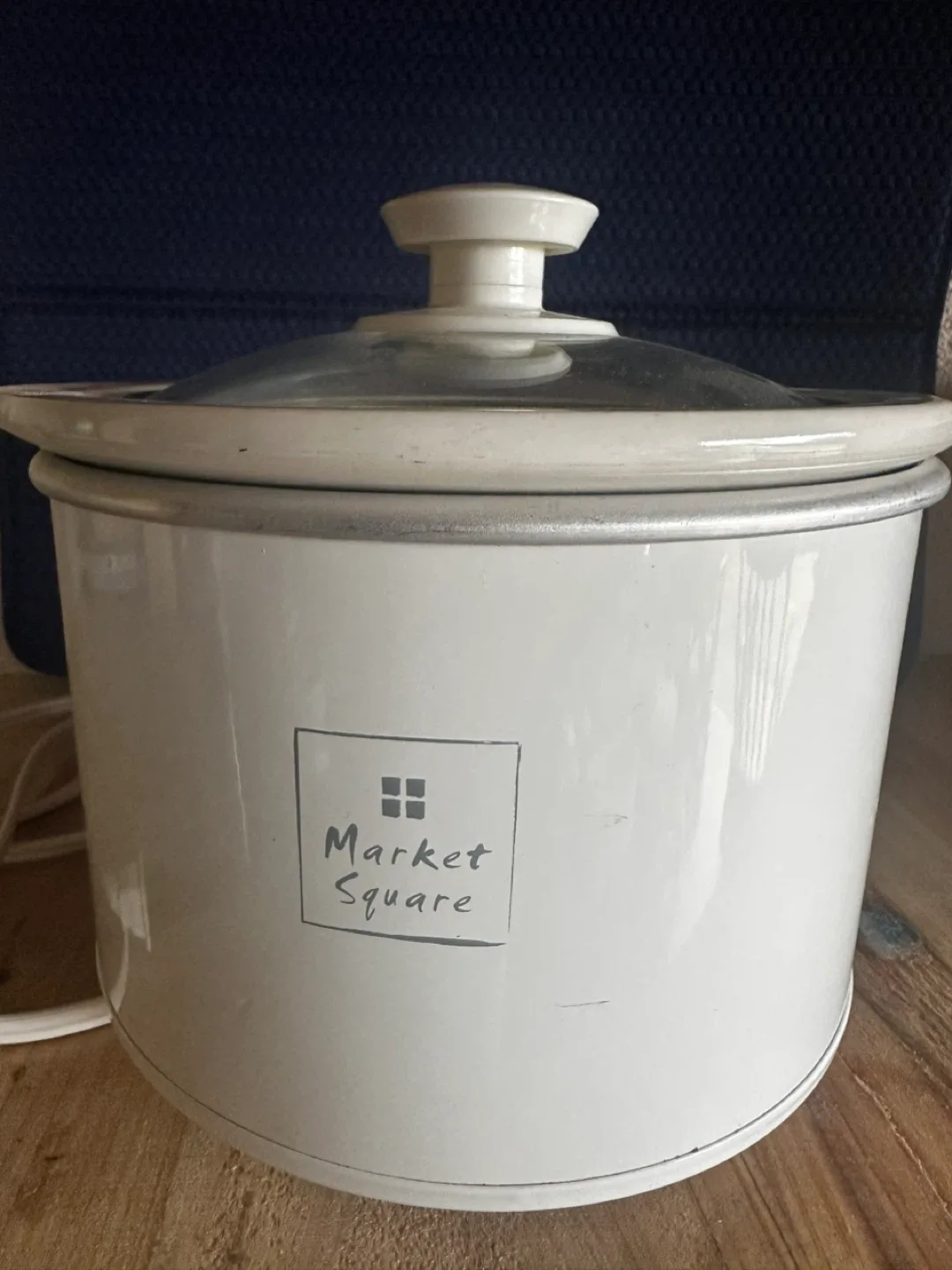 Market Square Slow Cooker thumbnail