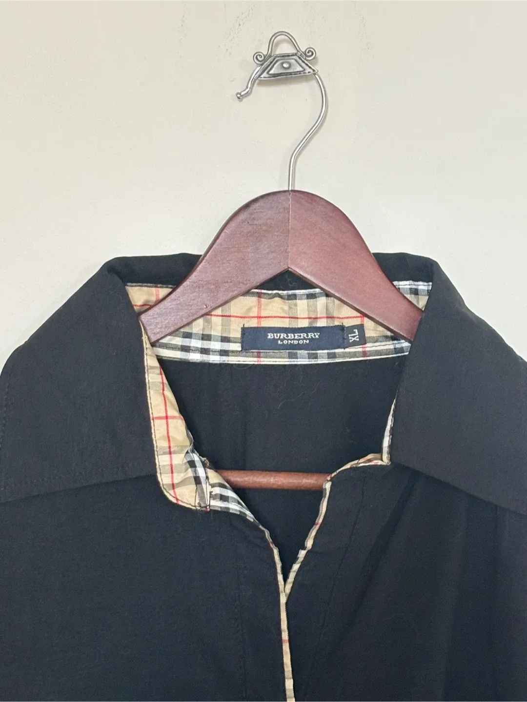 Kids brand new 100% cotton black polo shirt image indicator(3)