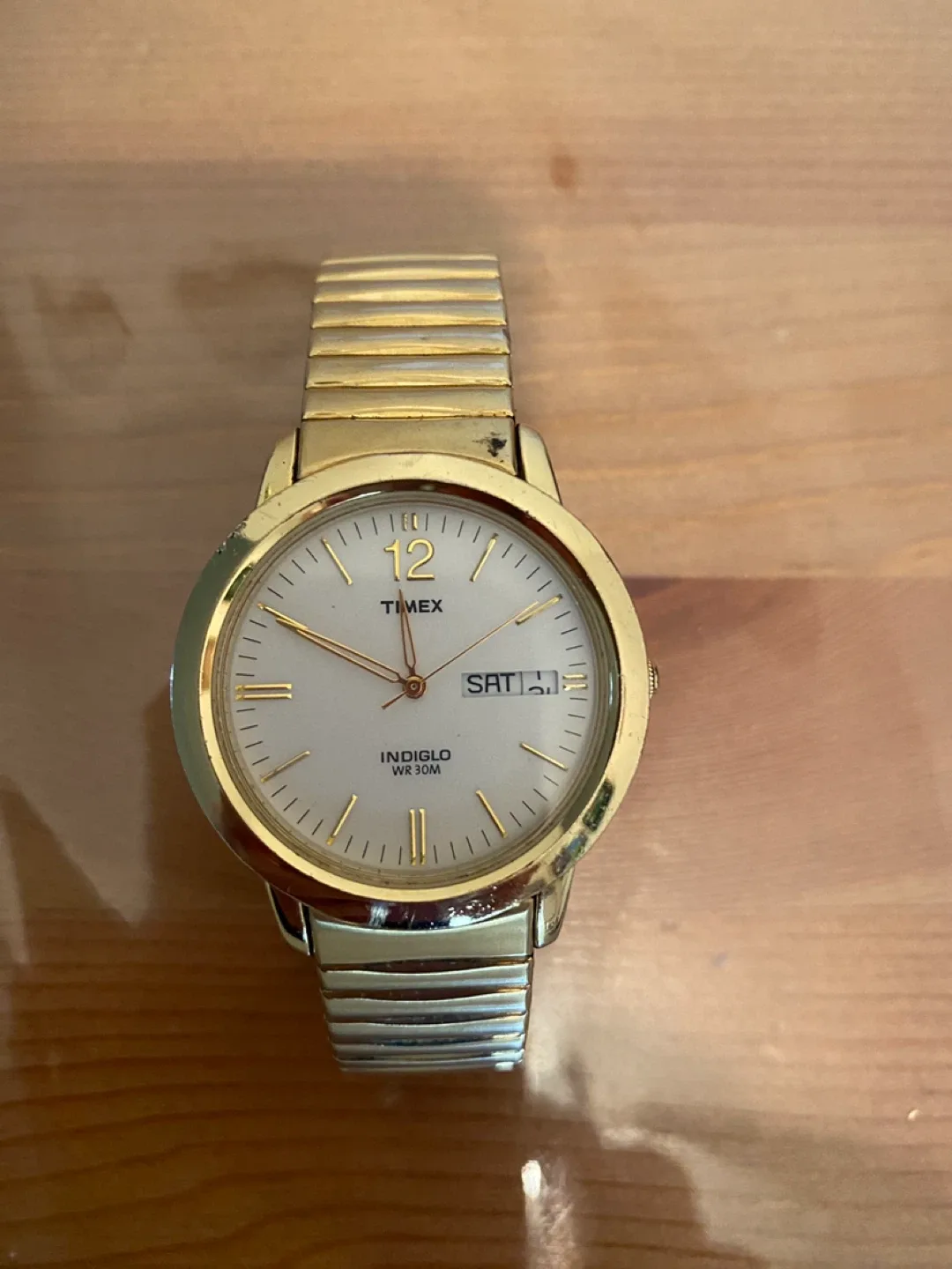 Timex Indiglo WR 30M Gold Watch Retro thumbnail