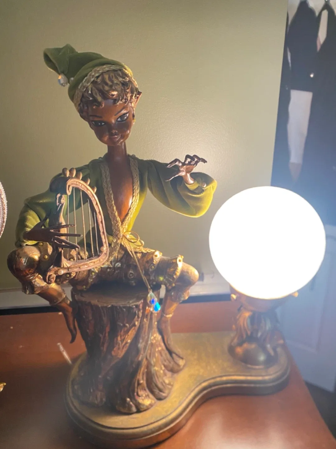 Vintage Pixie Figurine lamp with Harp image indicator(2)