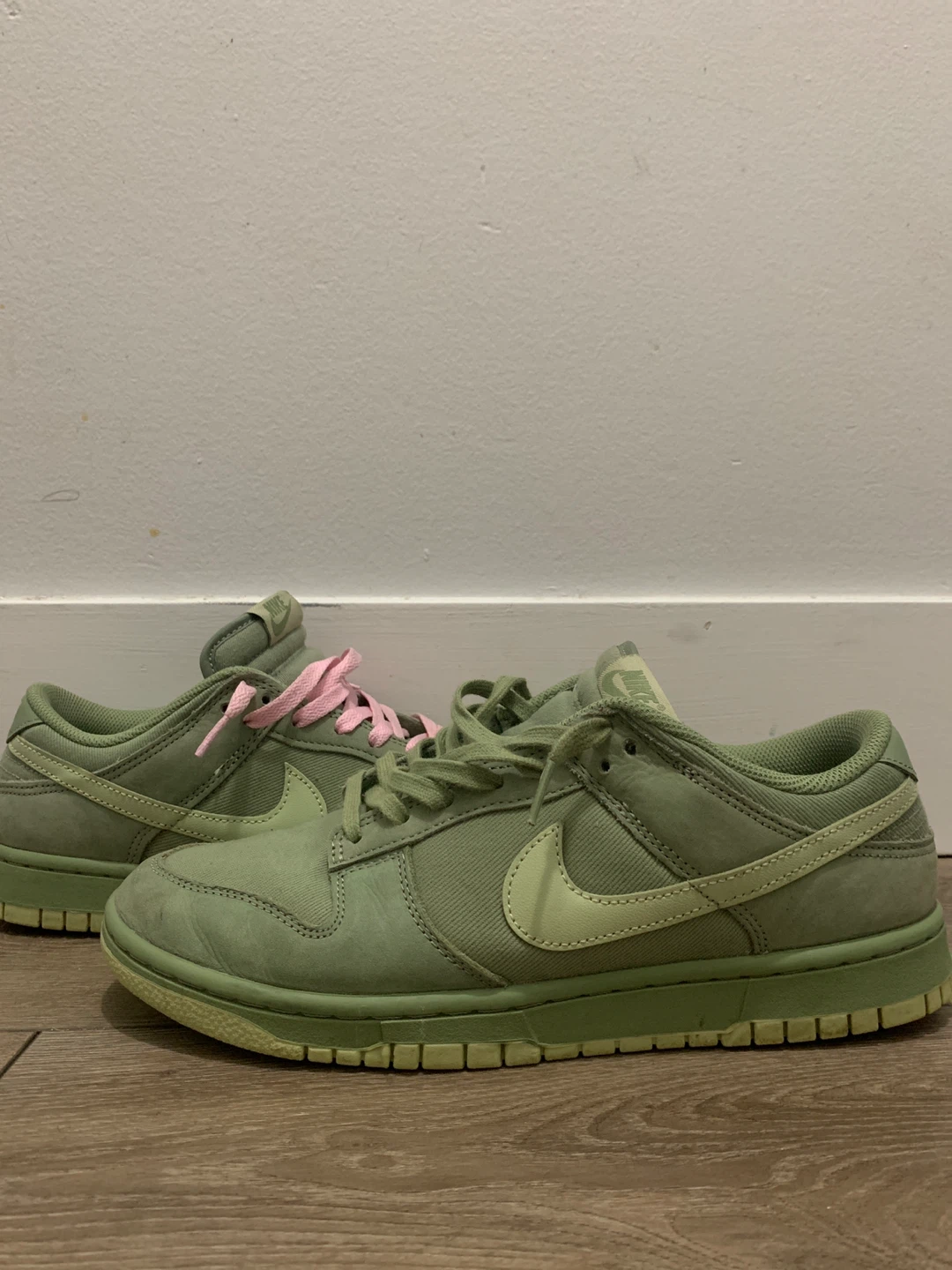 Nike Dunk Low Oil Green Olive Aura