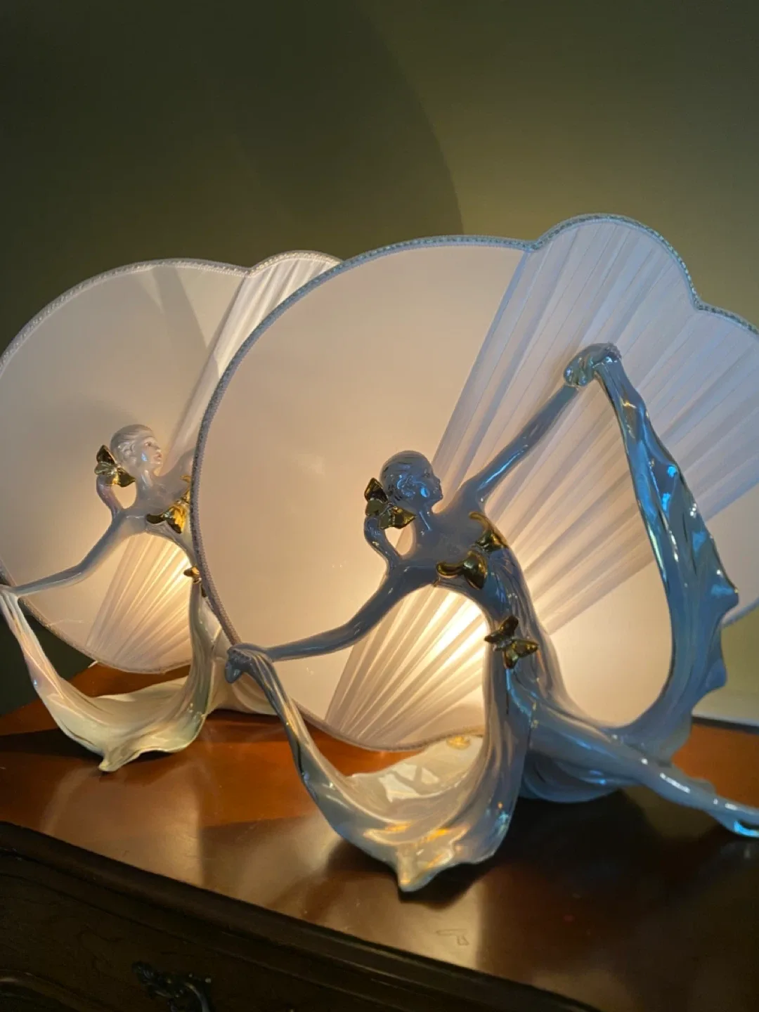 Vintage Versaces Italy Ballerina Lamp image indicator(3)