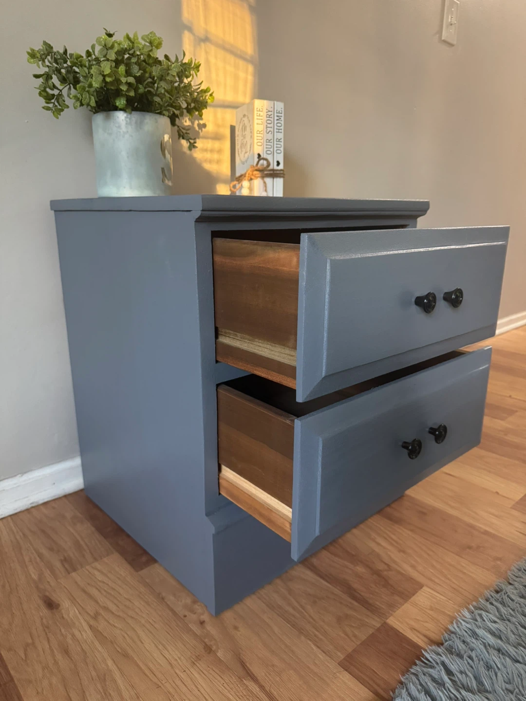 ✨🩶1 solid wood nightstand🩶✨ - photo 4