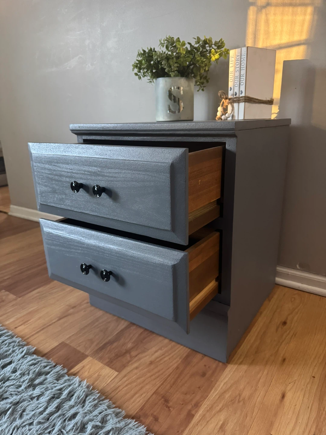 ✨🩶1 solid wood nightstand🩶✨ - photo 3