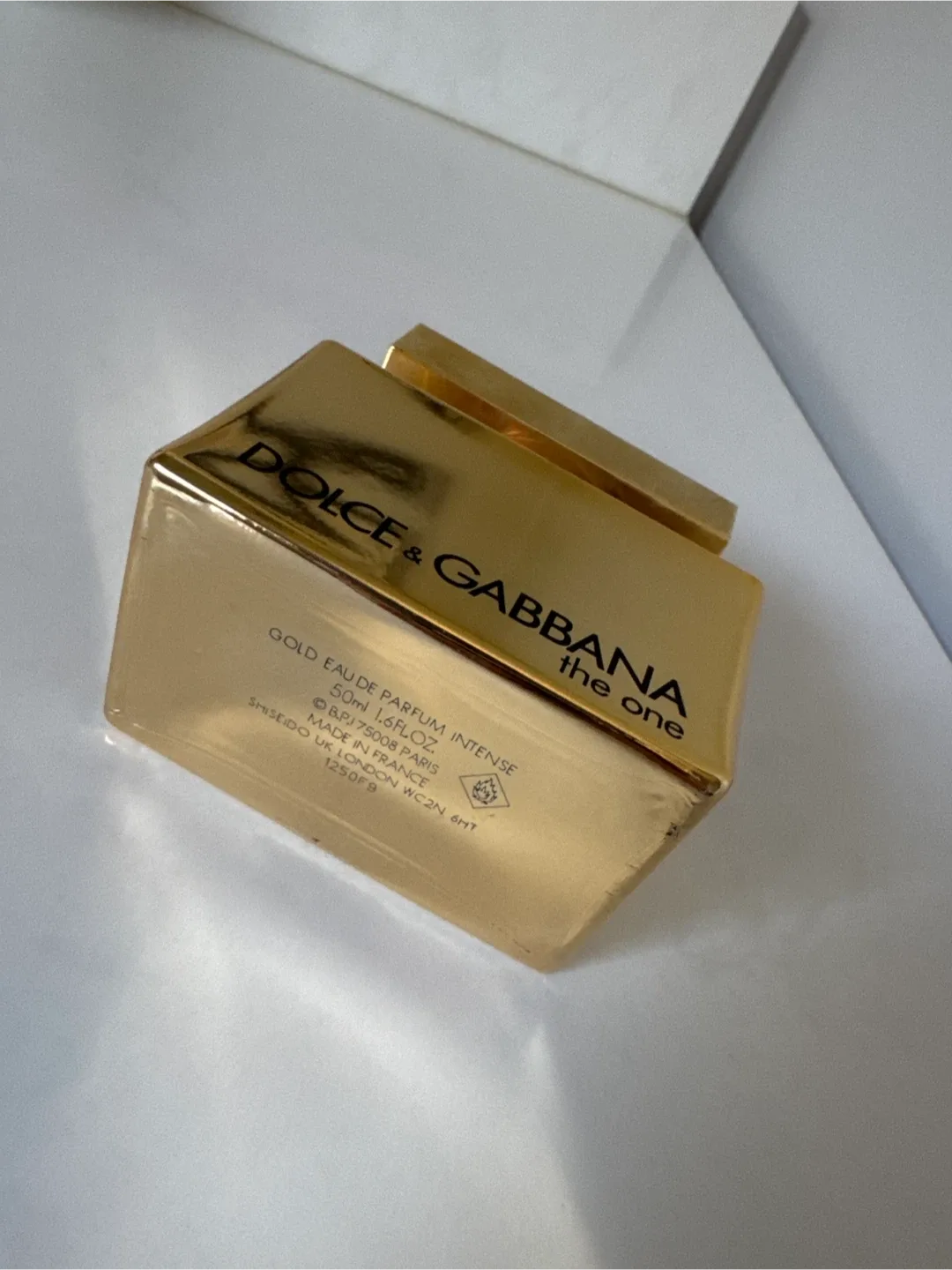 Dolce & Gabbana The One Gold Eau de Parfum Intense 30ml image indicator(2)