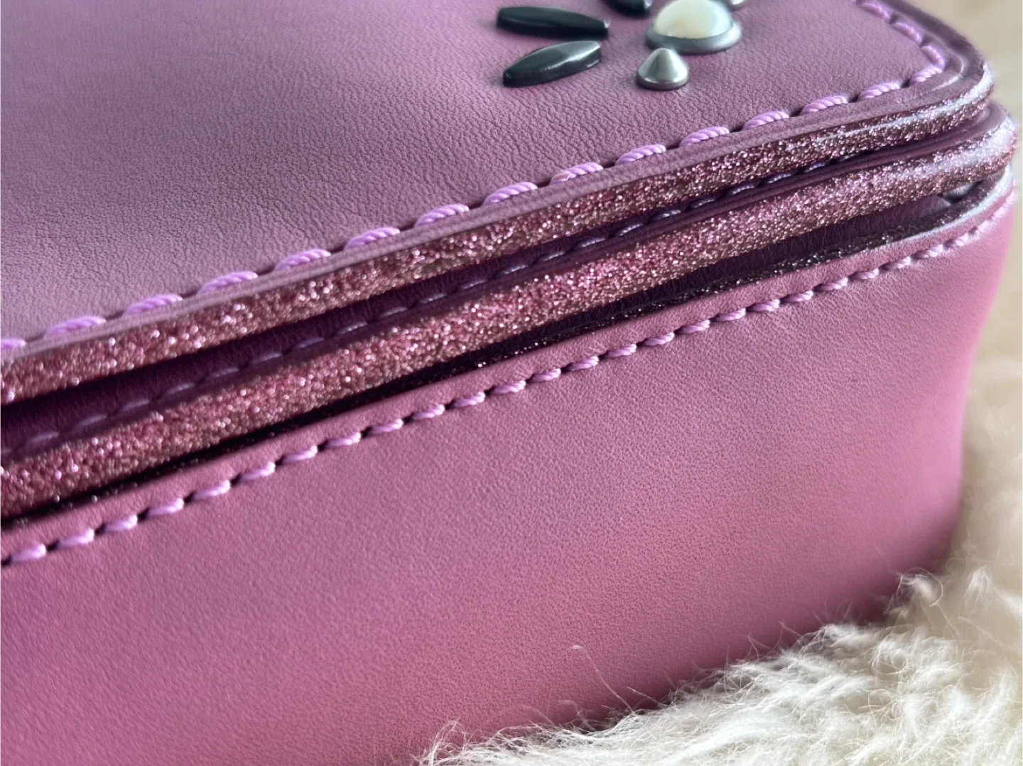 Coach Leather Crossbody Bag image indicator(10)