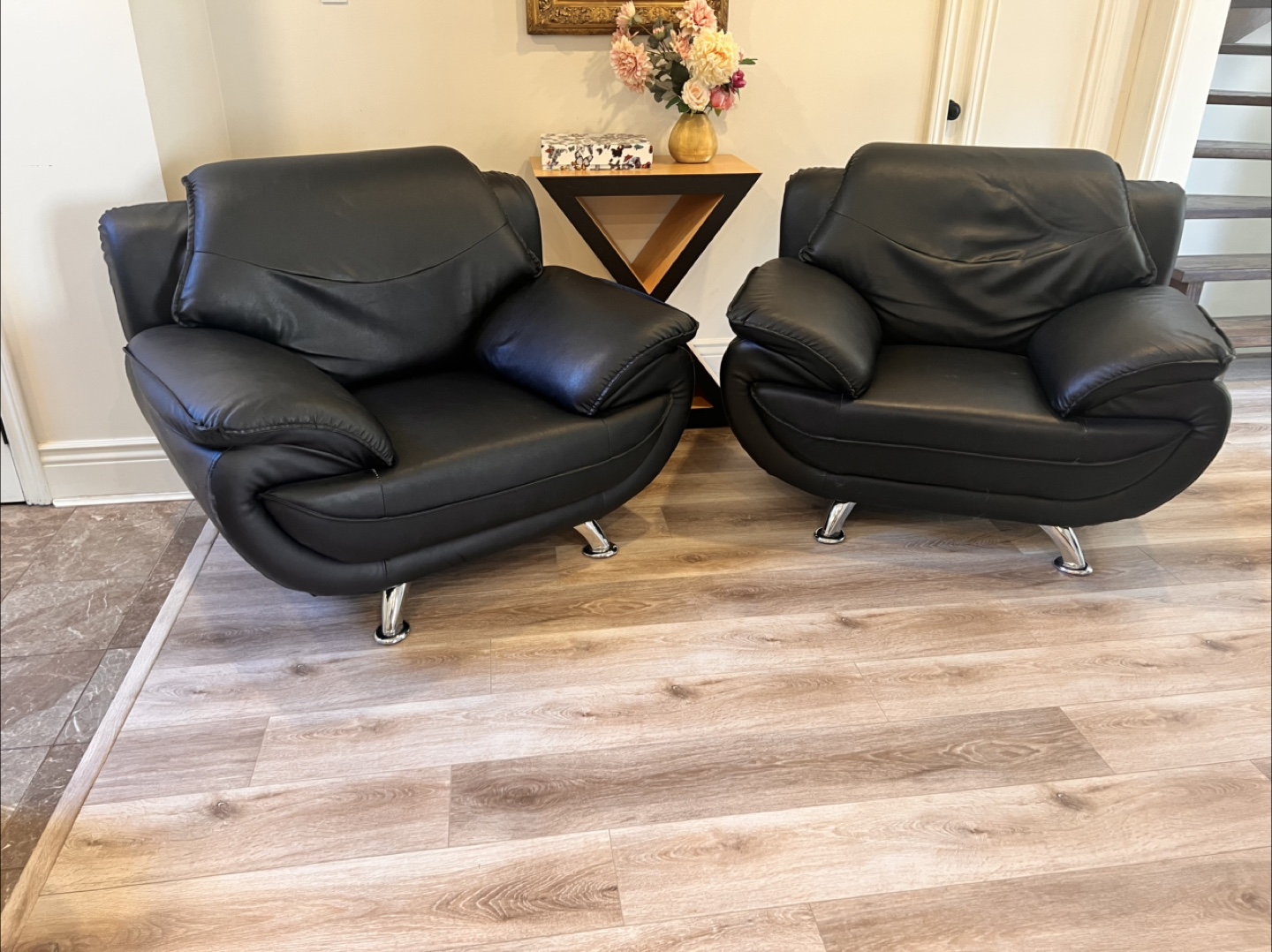 Black Leather Armchair